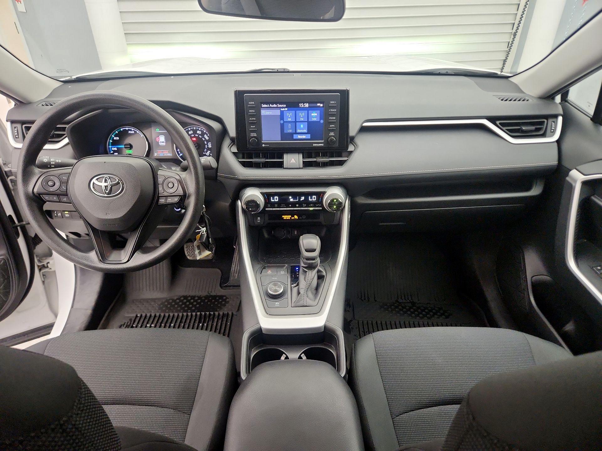 Thumbnail: 2021 Toyota RAV4 - 9