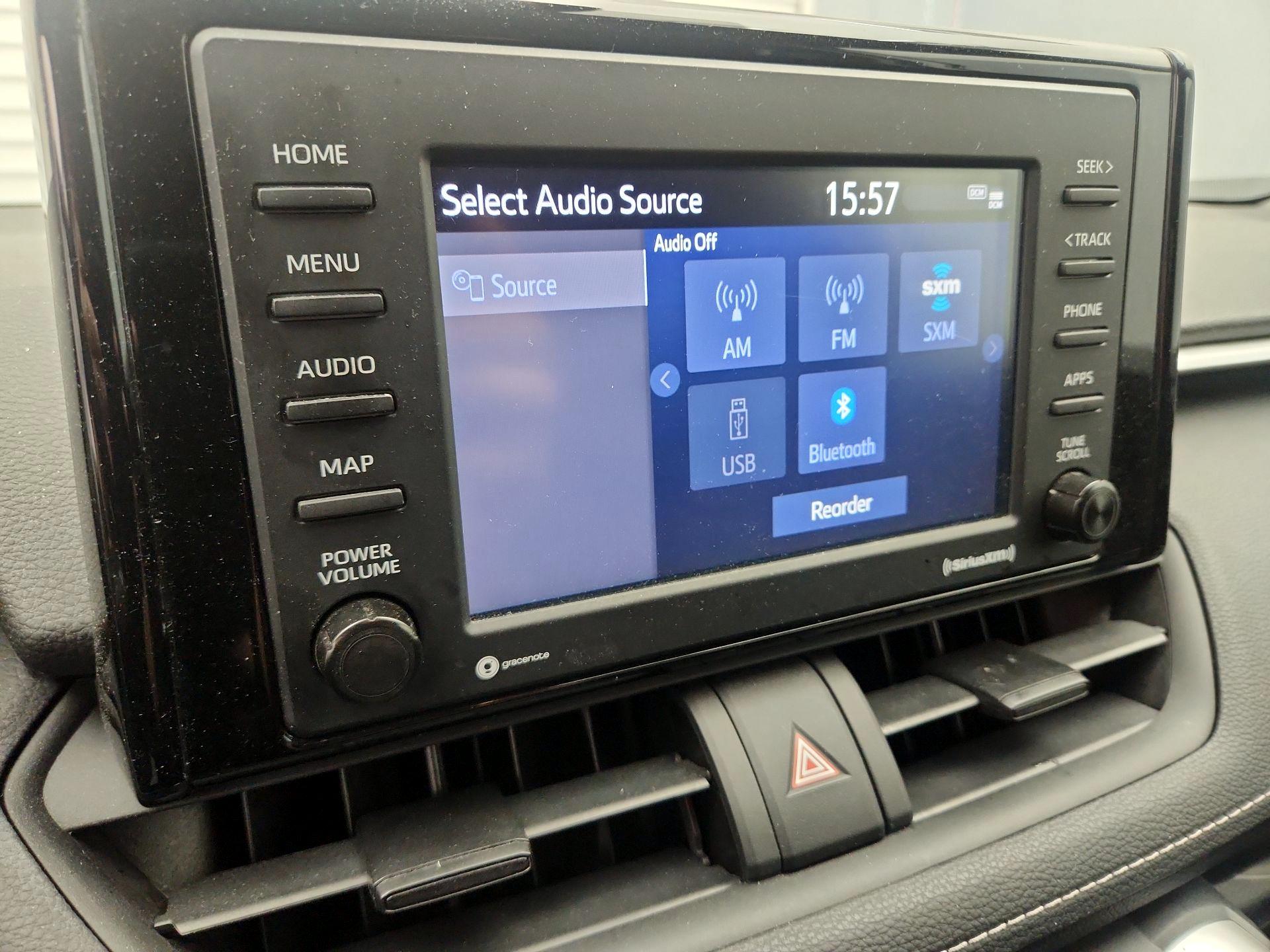 Thumbnail: 2021 Toyota RAV4 - 15