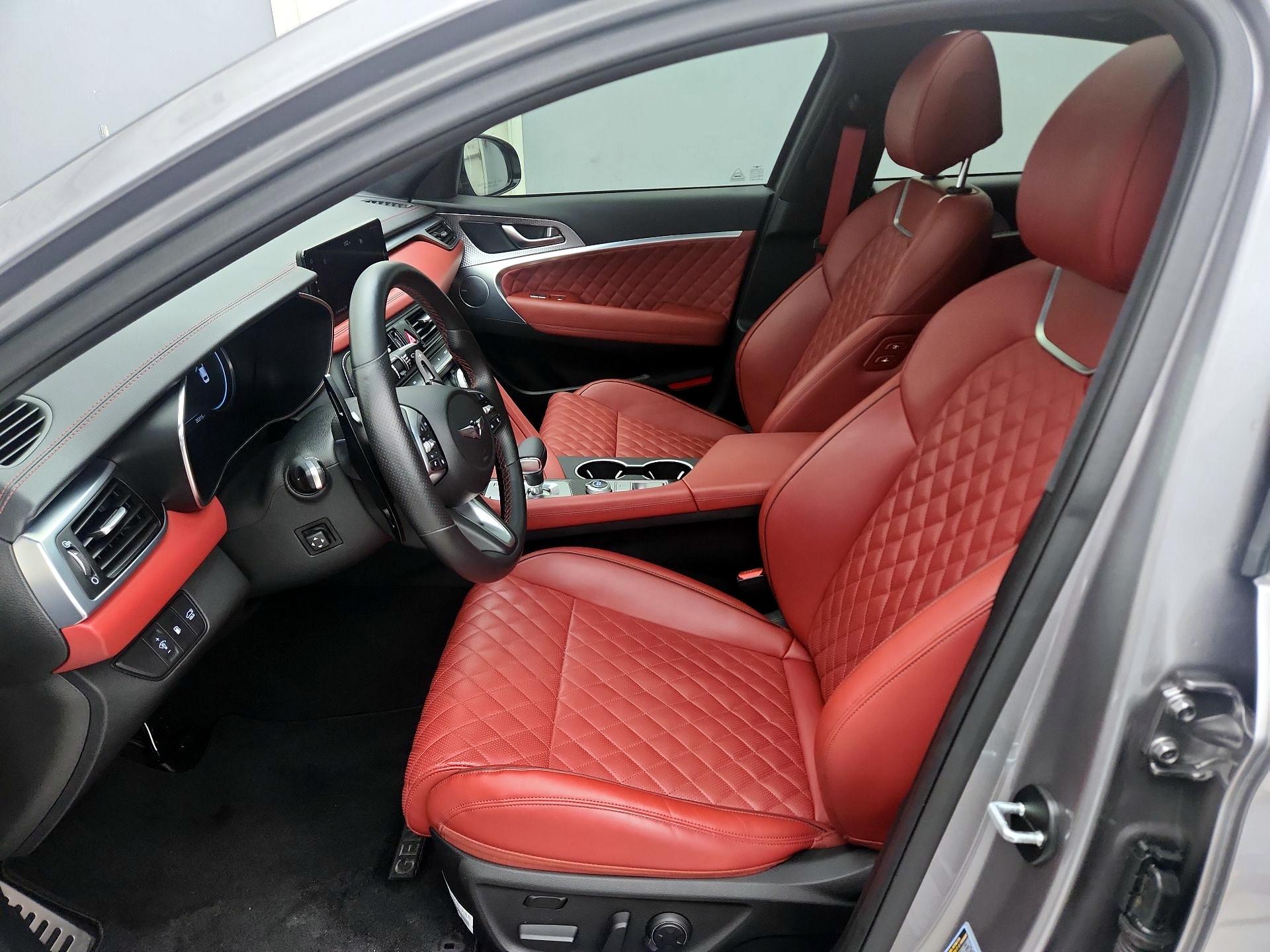 Thumbnail: 2023 Genesis G70 - 11