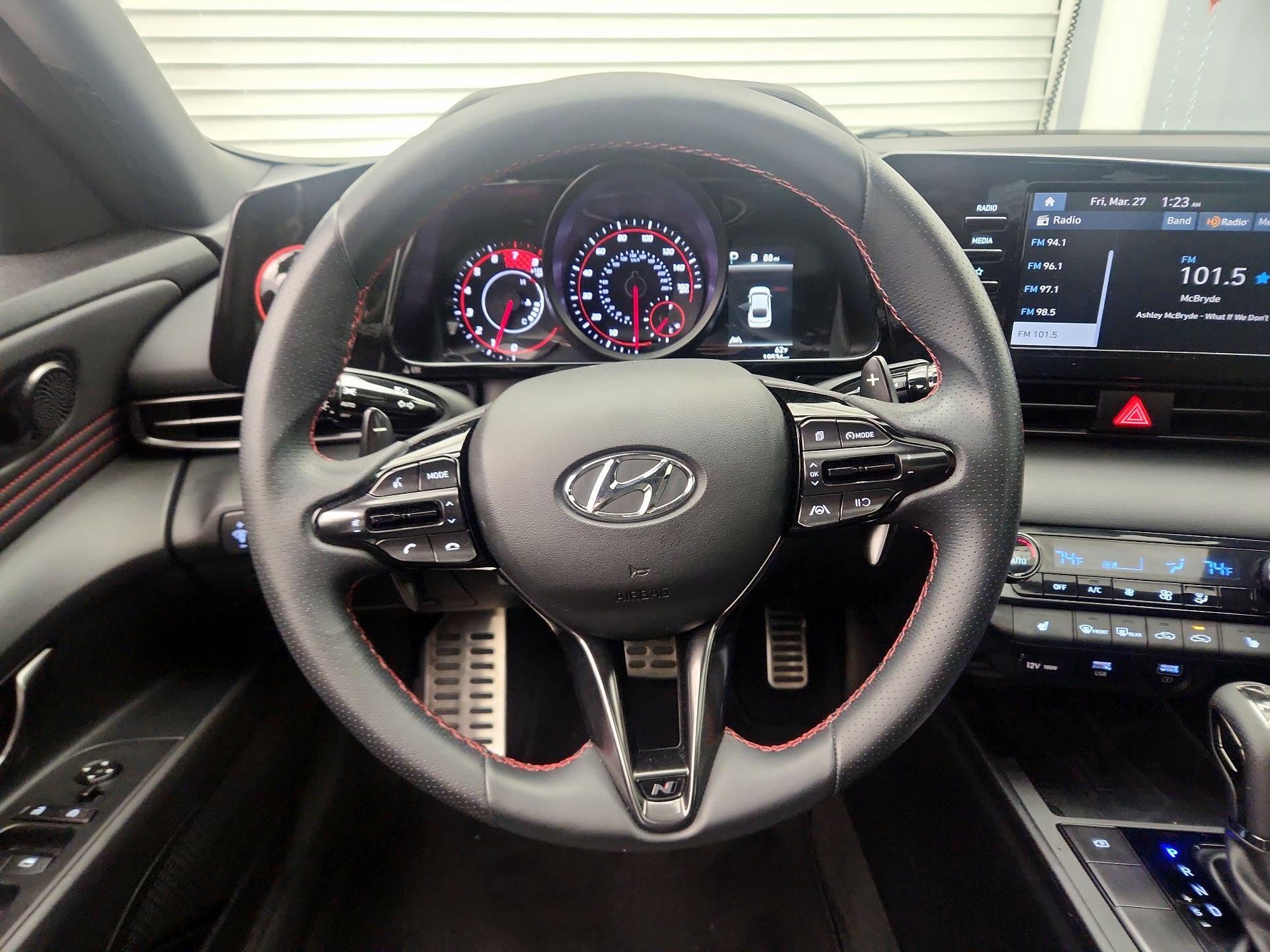 Thumbnail: 2022 Hyundai Elantra - 10