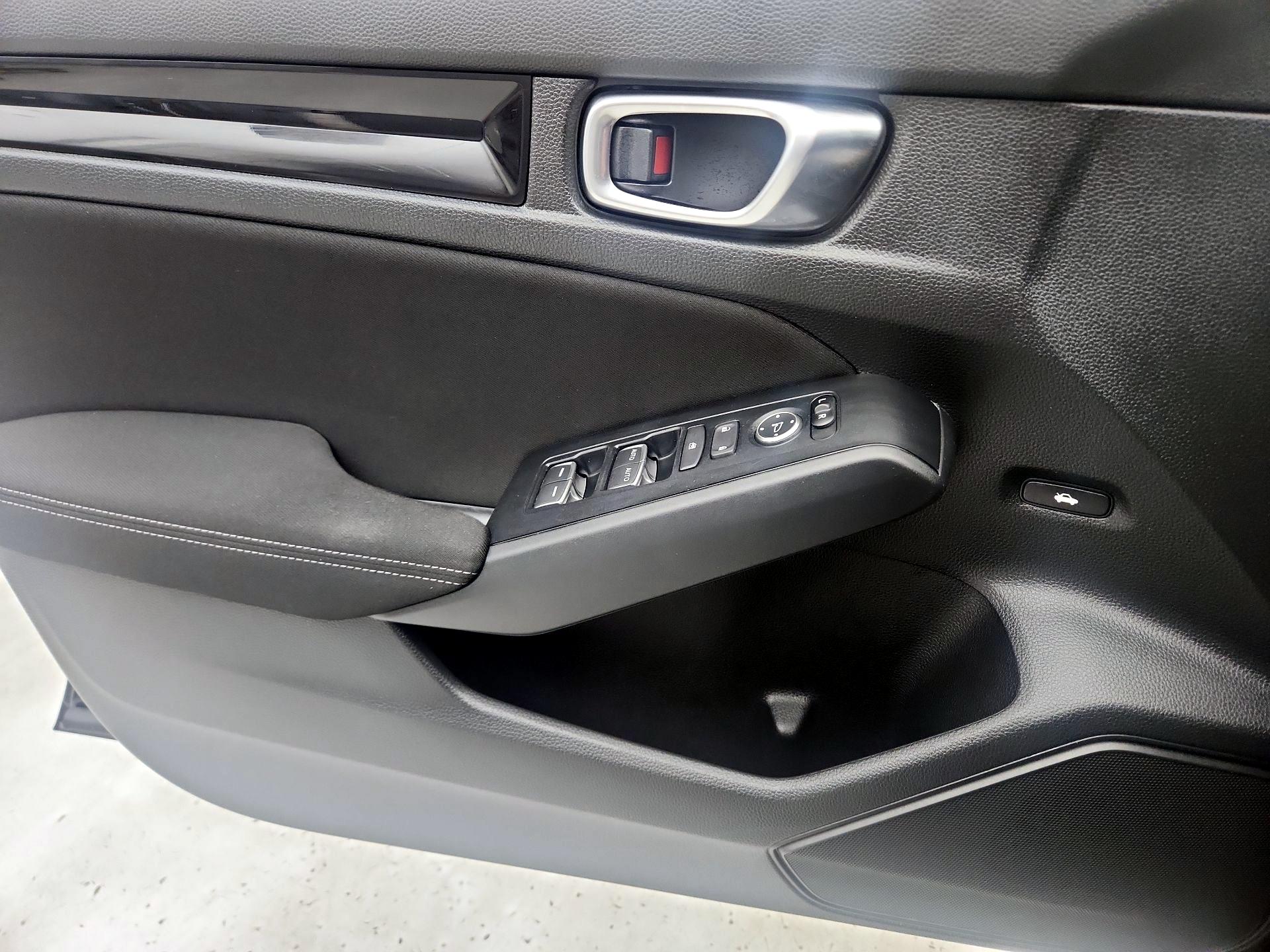 Thumbnail: 2025 Honda Civic - 12