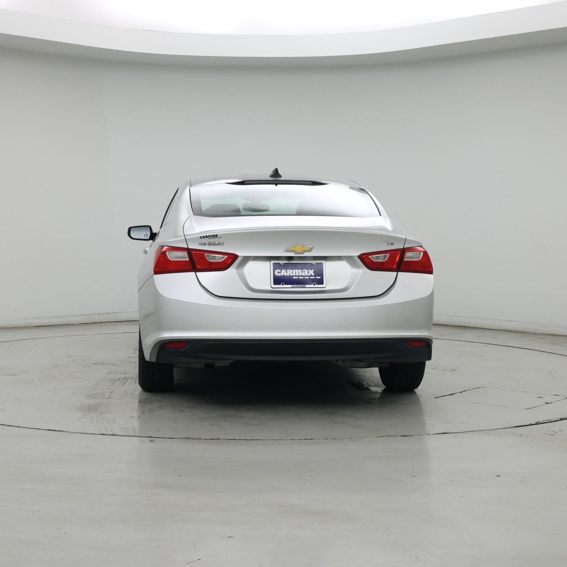 Thumbnail: 2016 Chevrolet Malibu - 6