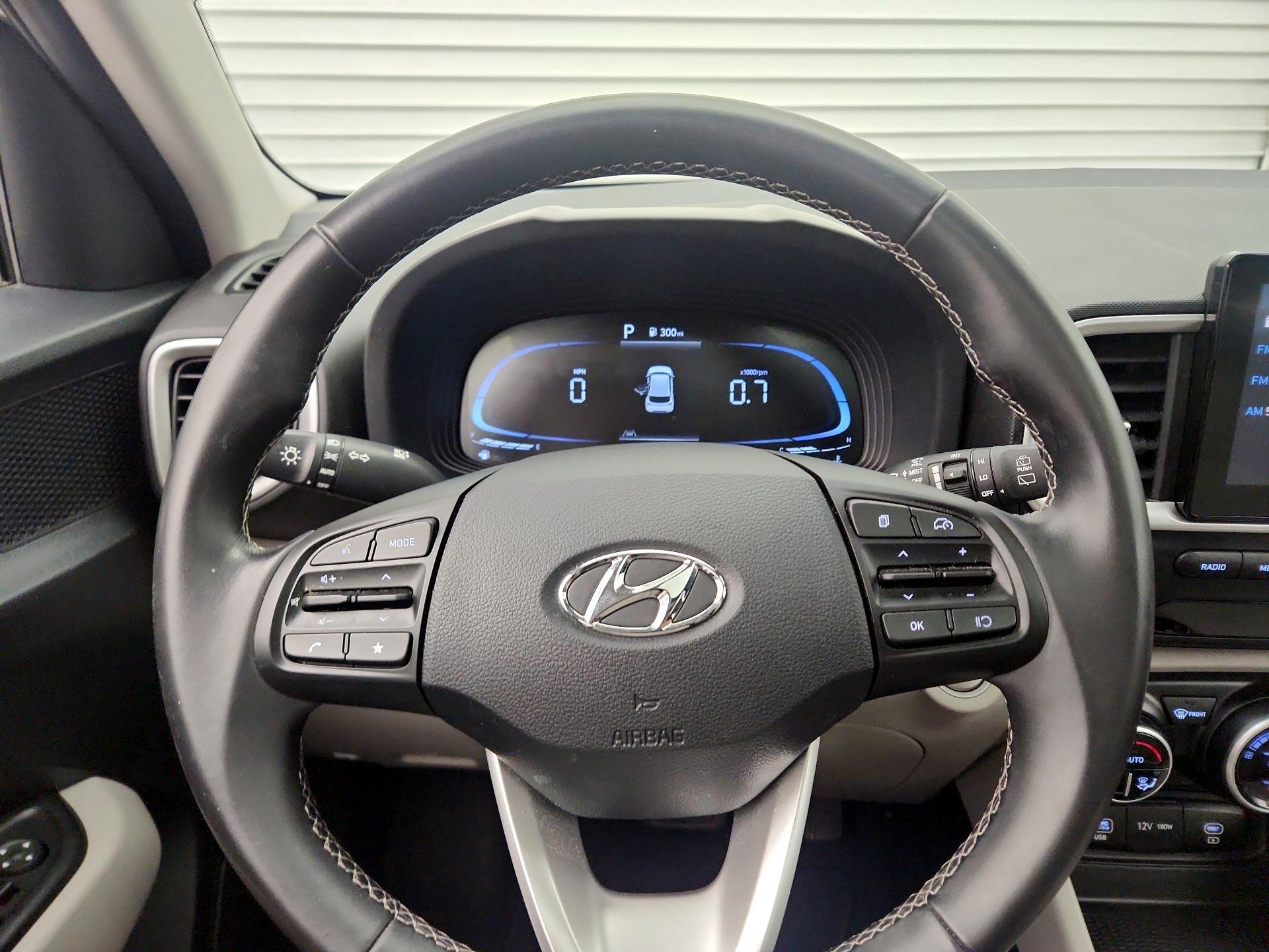 Thumbnail: 2024 Hyundai Venue - 10