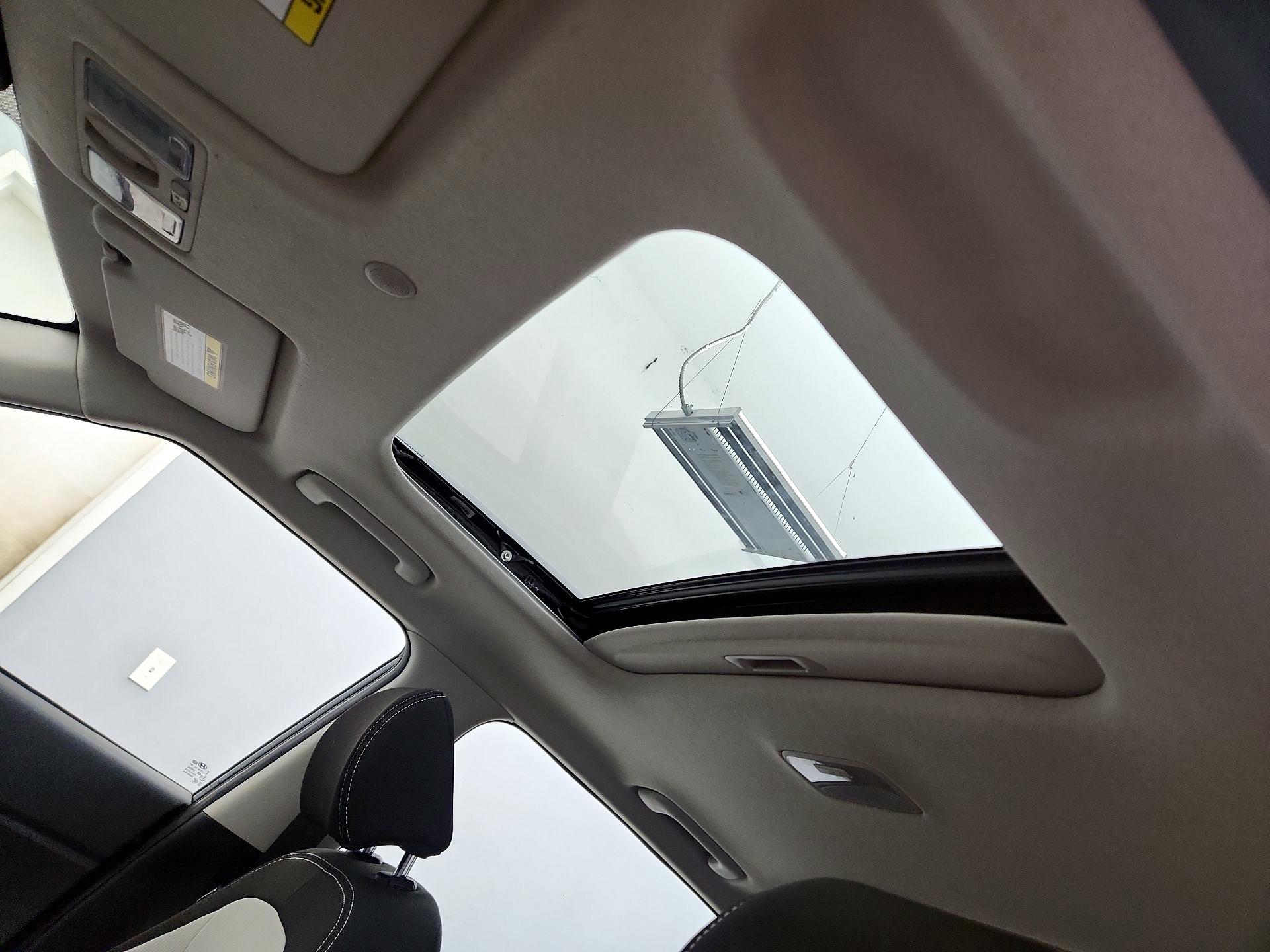 Thumbnail: 2024 Hyundai Venue - 19