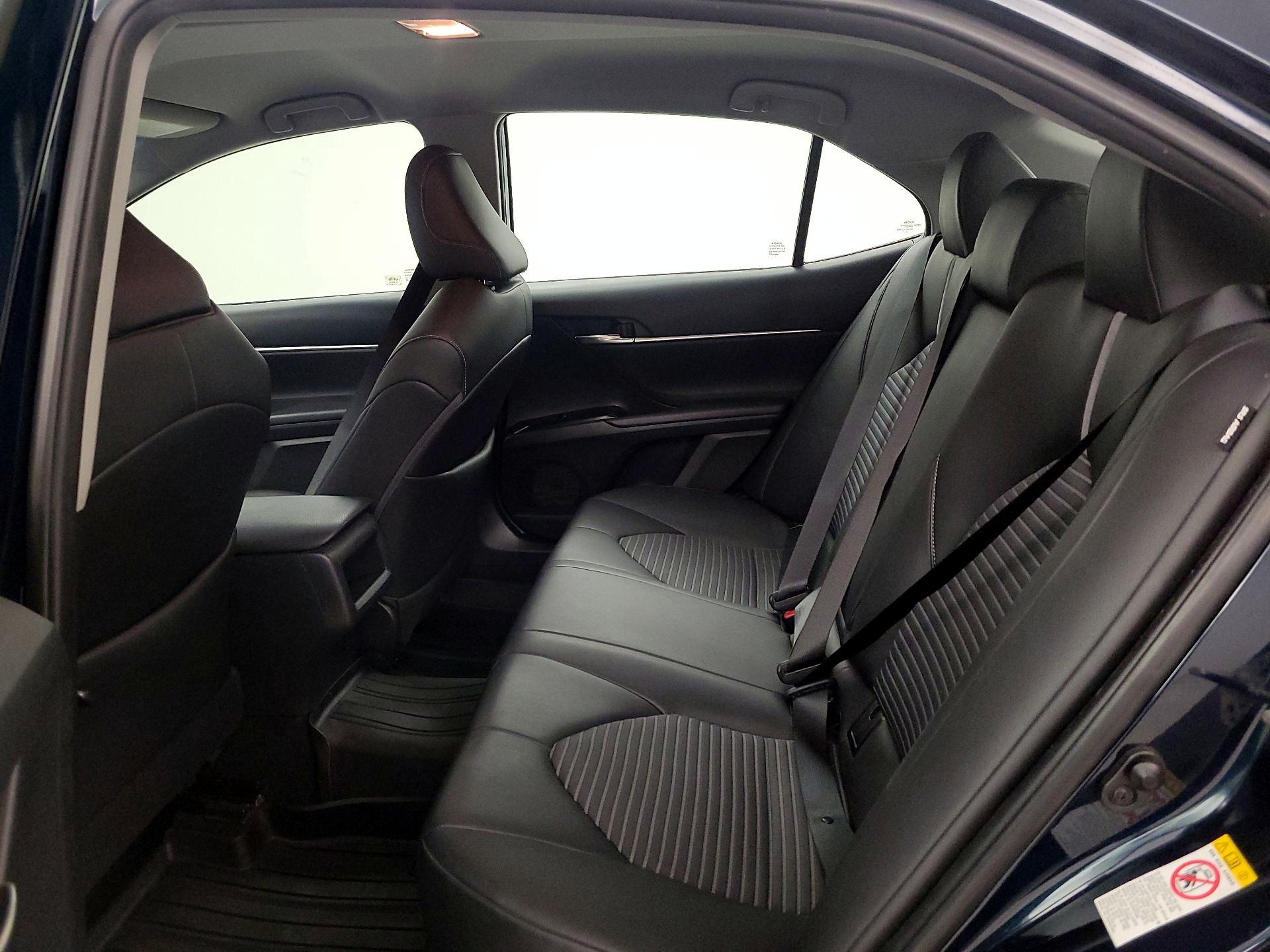 Thumbnail: 2018 Toyota Camry - 19