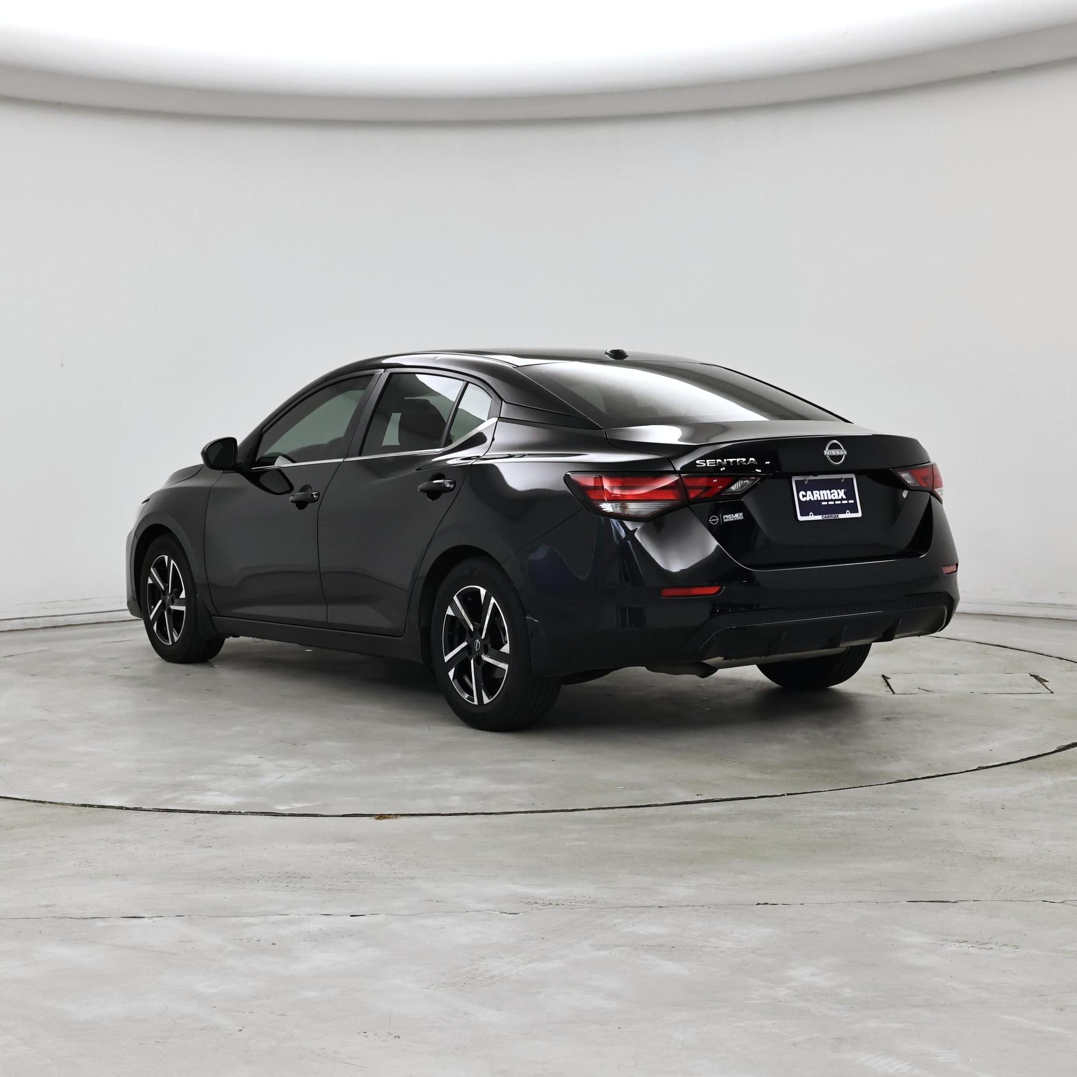 Thumbnail: 2025 Nissan Sentra - 2