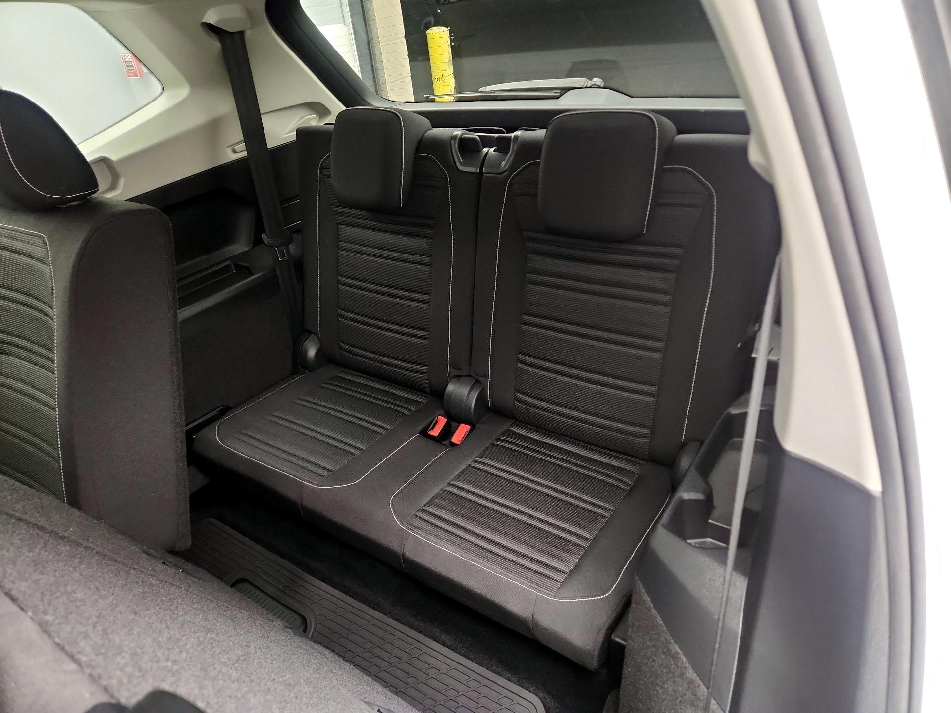 Thumbnail: 2023 Volkswagen Tiguan - 20