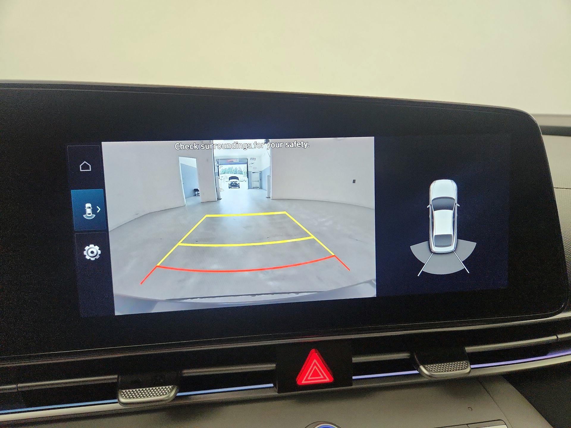 Thumbnail: 2022 Hyundai Elantra - 15