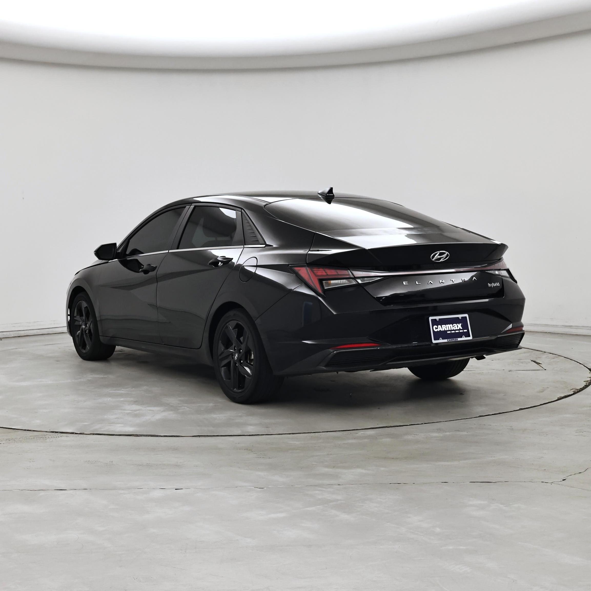 Thumbnail: 2022 Hyundai Elantra - 2