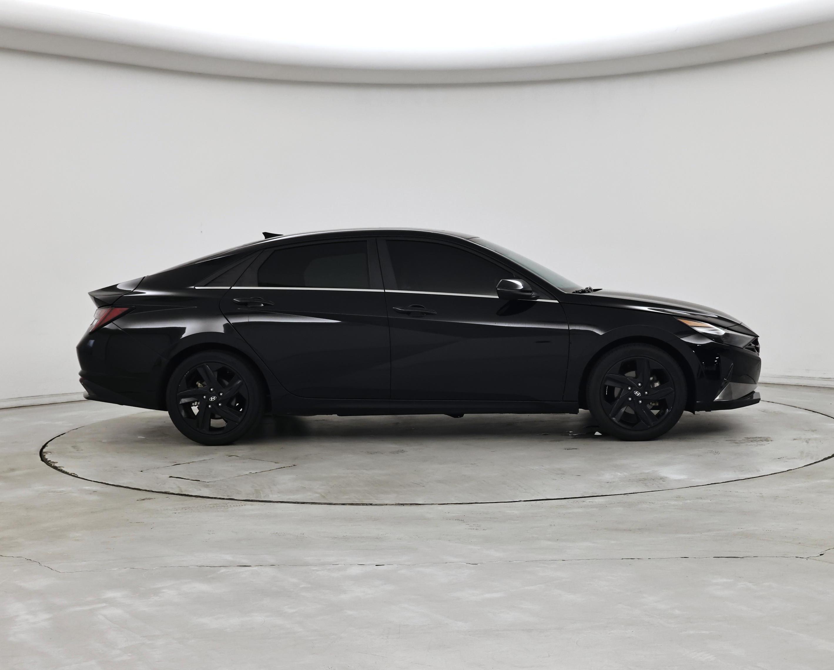 Thumbnail: 2022 Hyundai Elantra - 7