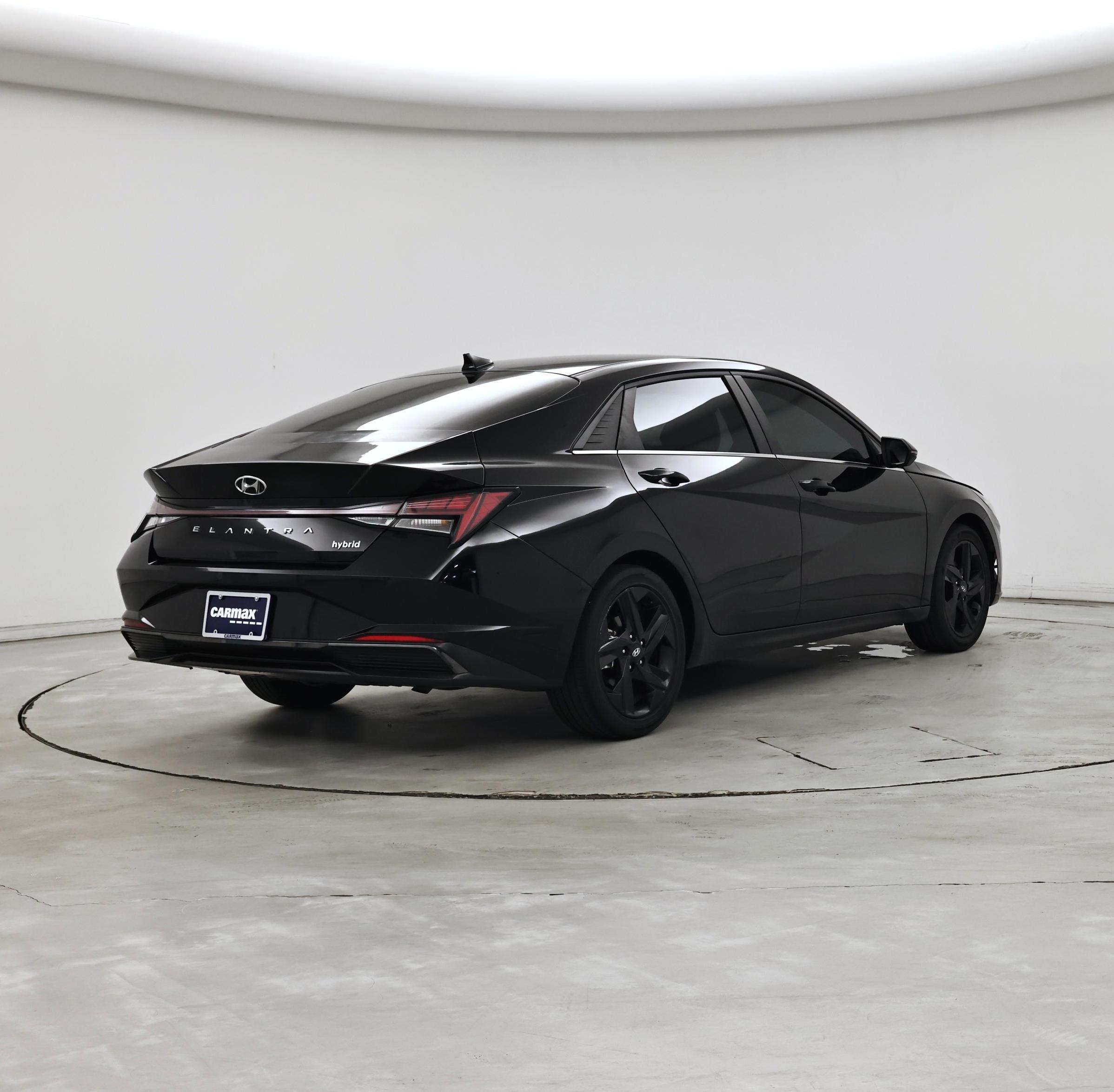 Thumbnail: 2022 Hyundai Elantra - 8