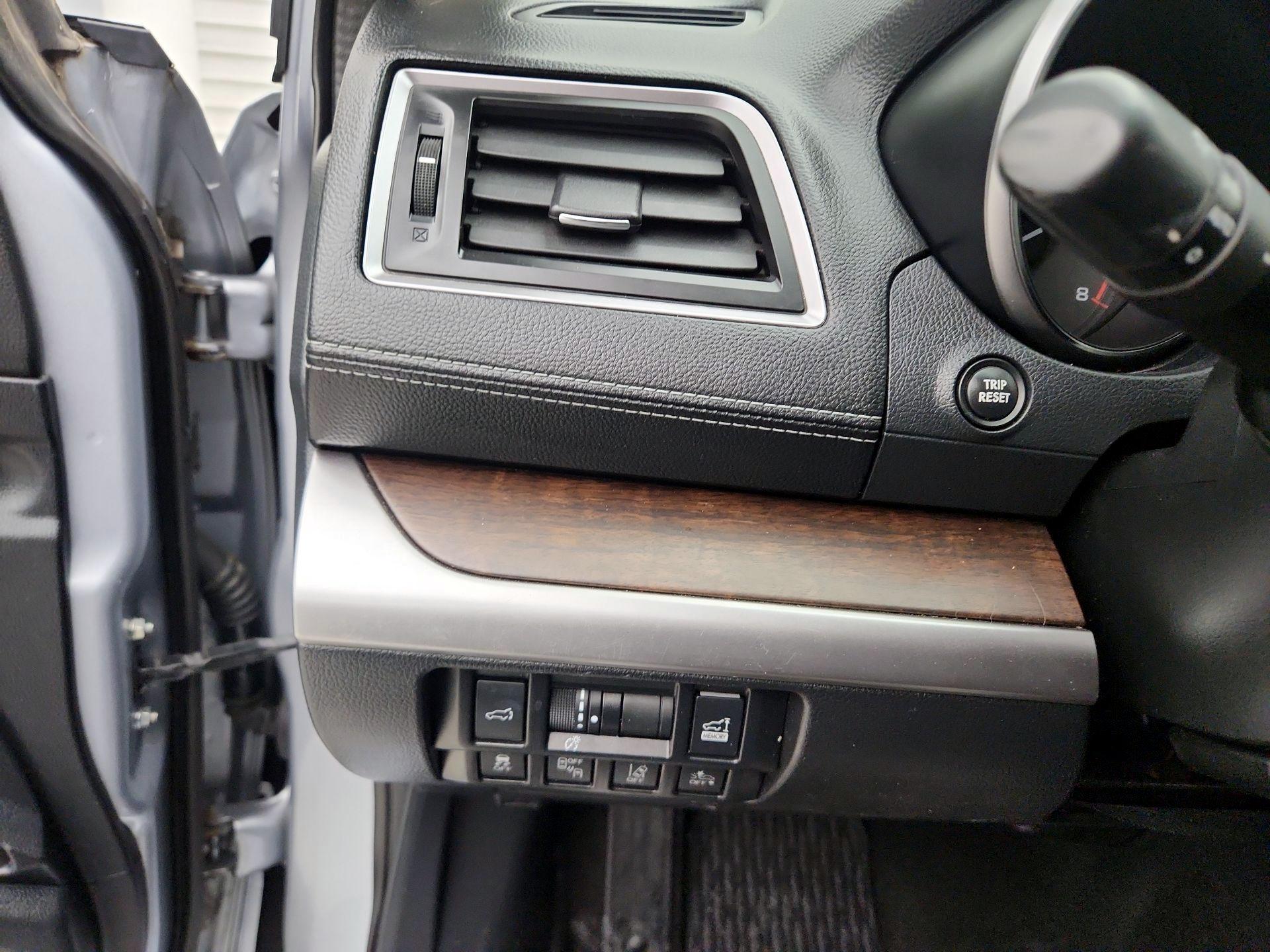 Thumbnail: 2019 Subaru Outback - 13