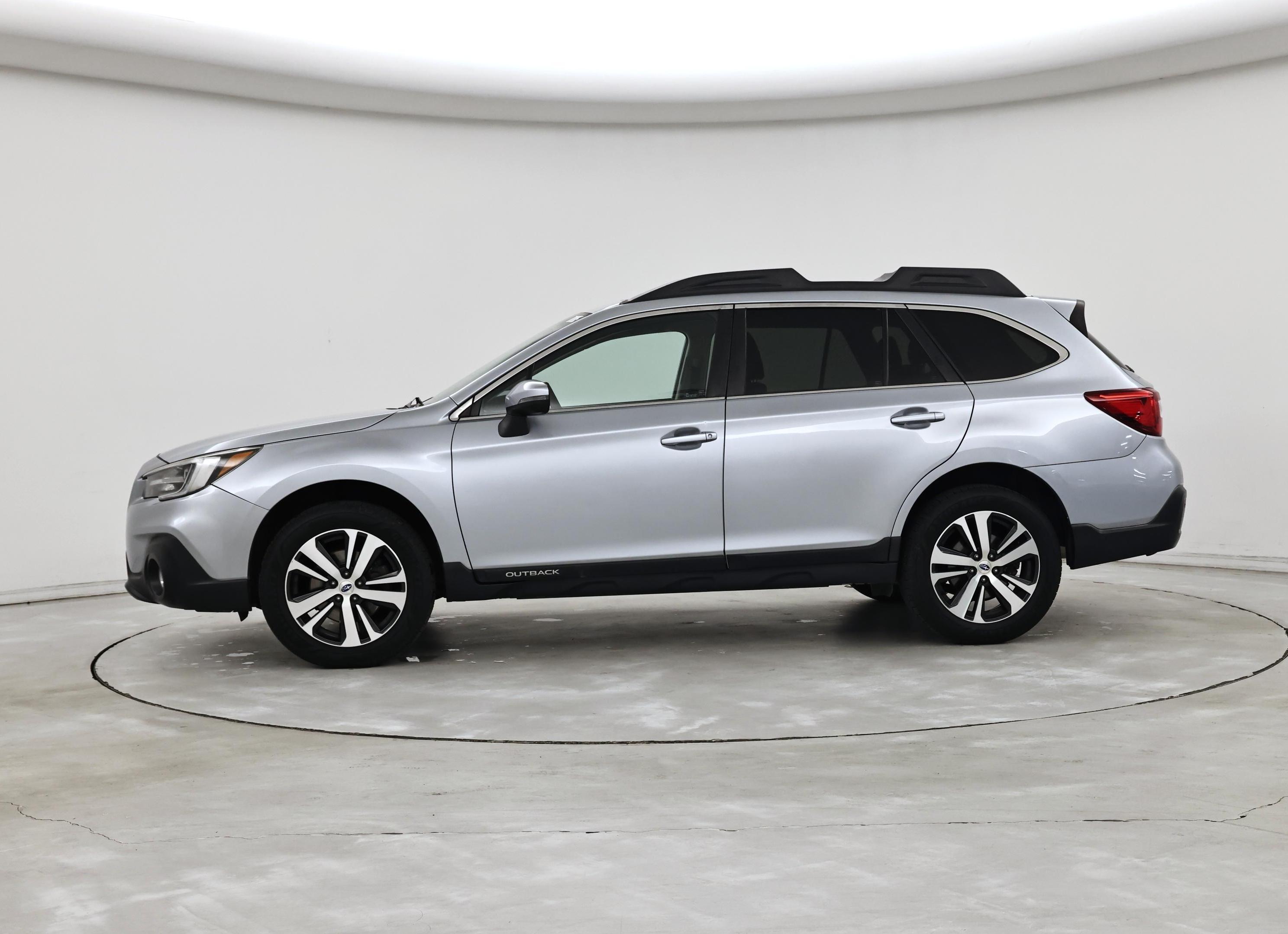 Thumbnail: 2019 Subaru Outback - 3