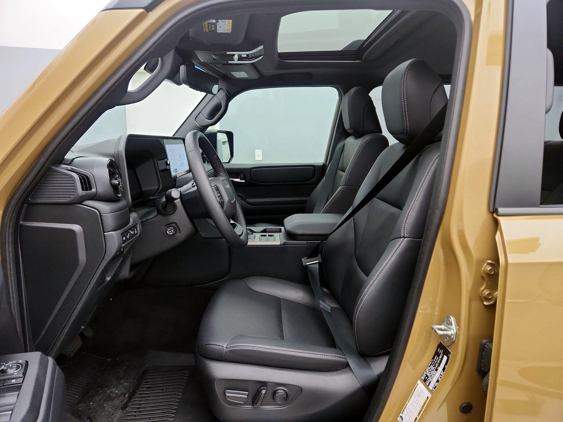 Thumbnail: 2025 Toyota Land Cruiser - 11