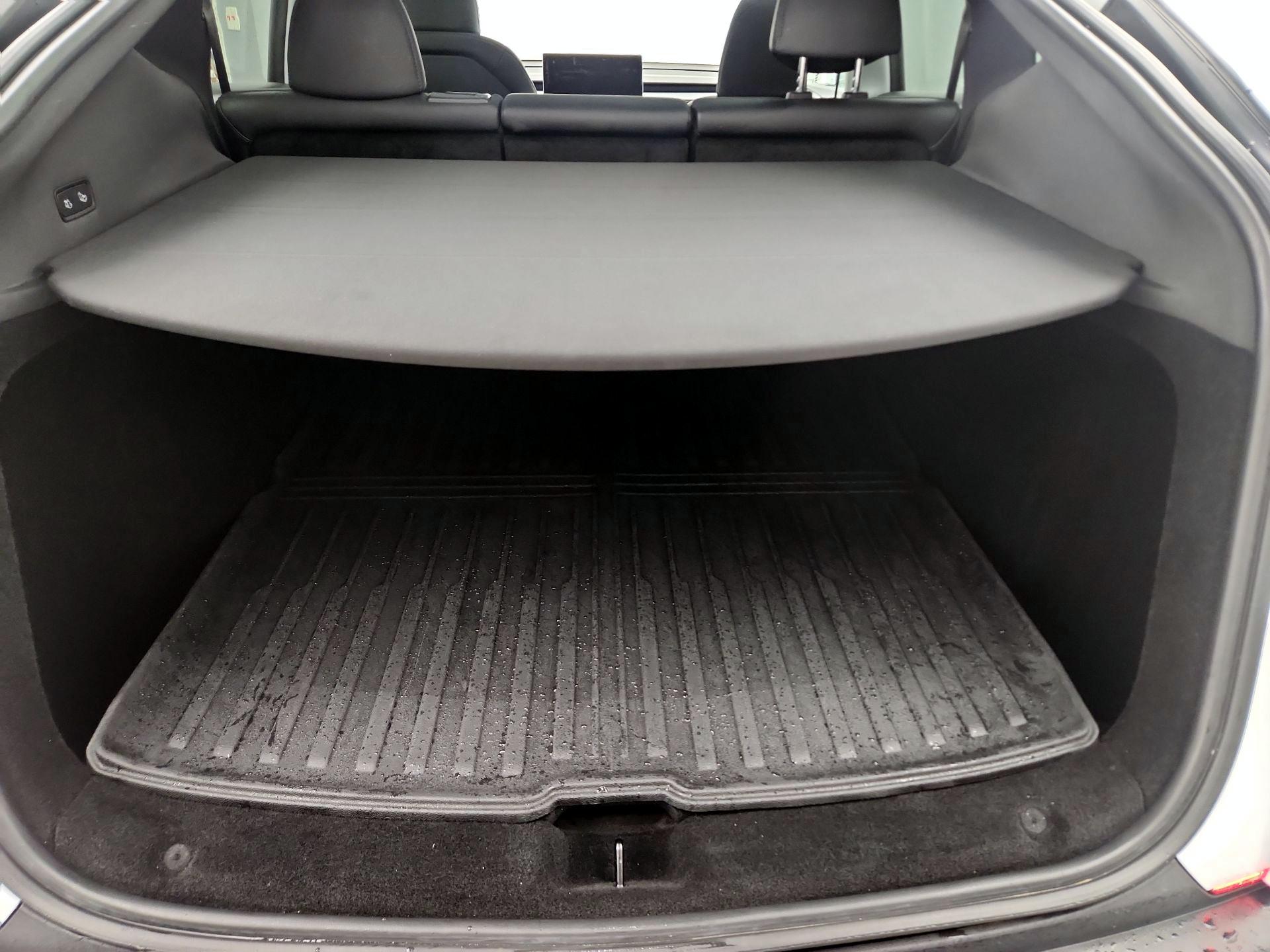 Thumbnail: 2026 Tesla Model Y - 20