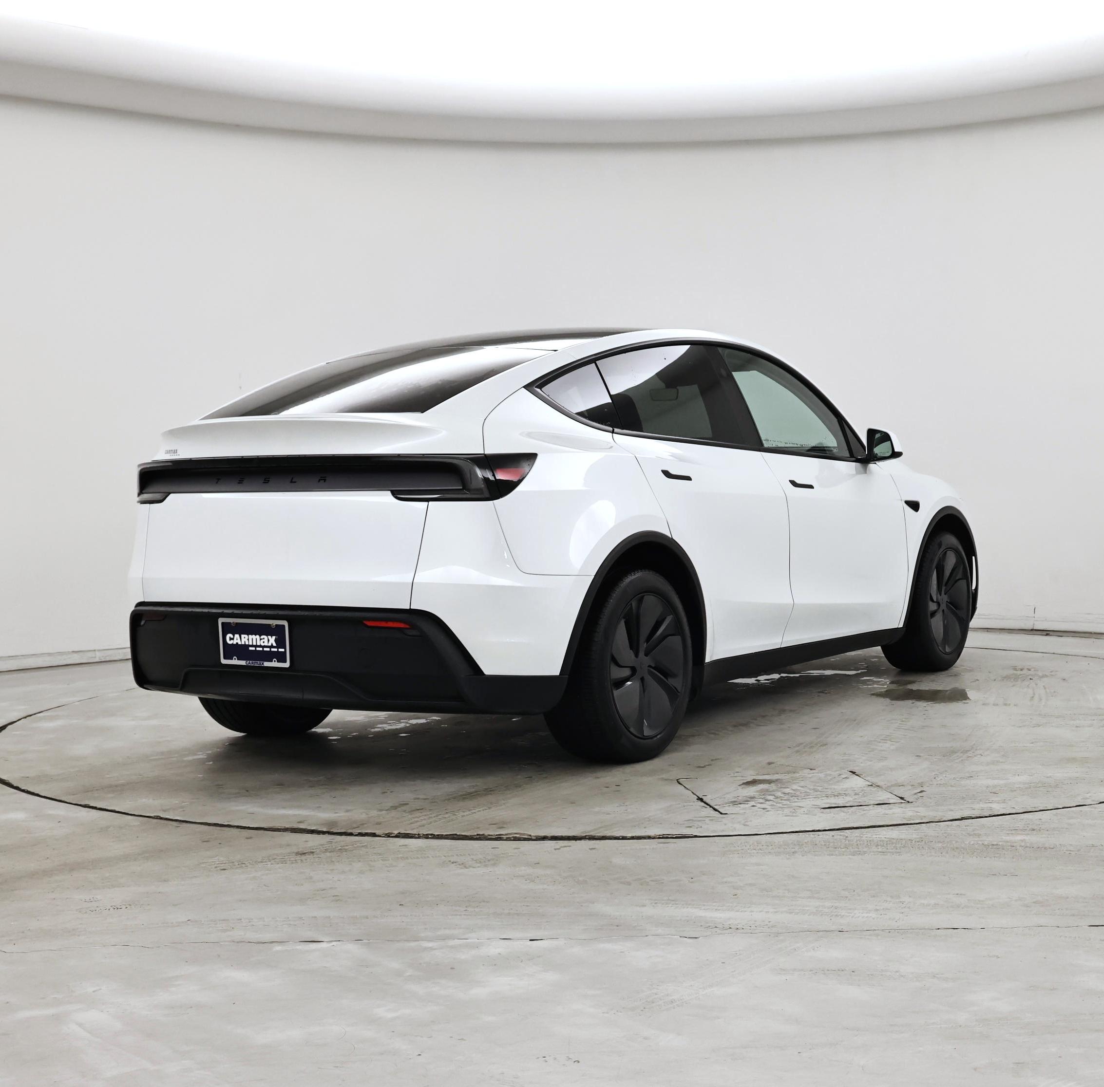 Thumbnail: 2026 Tesla Model Y - 8