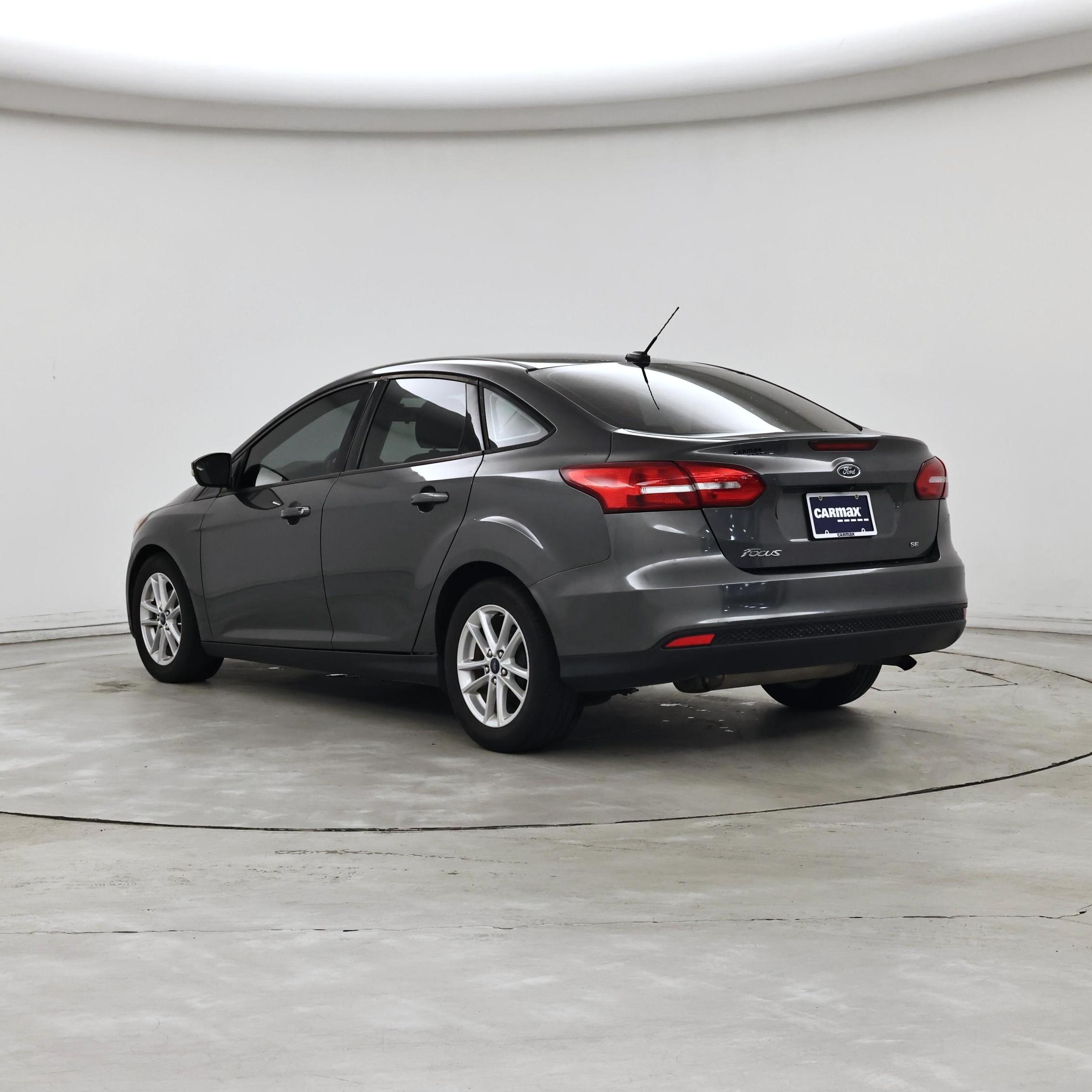 Thumbnail: 2017 Ford Focus - 2