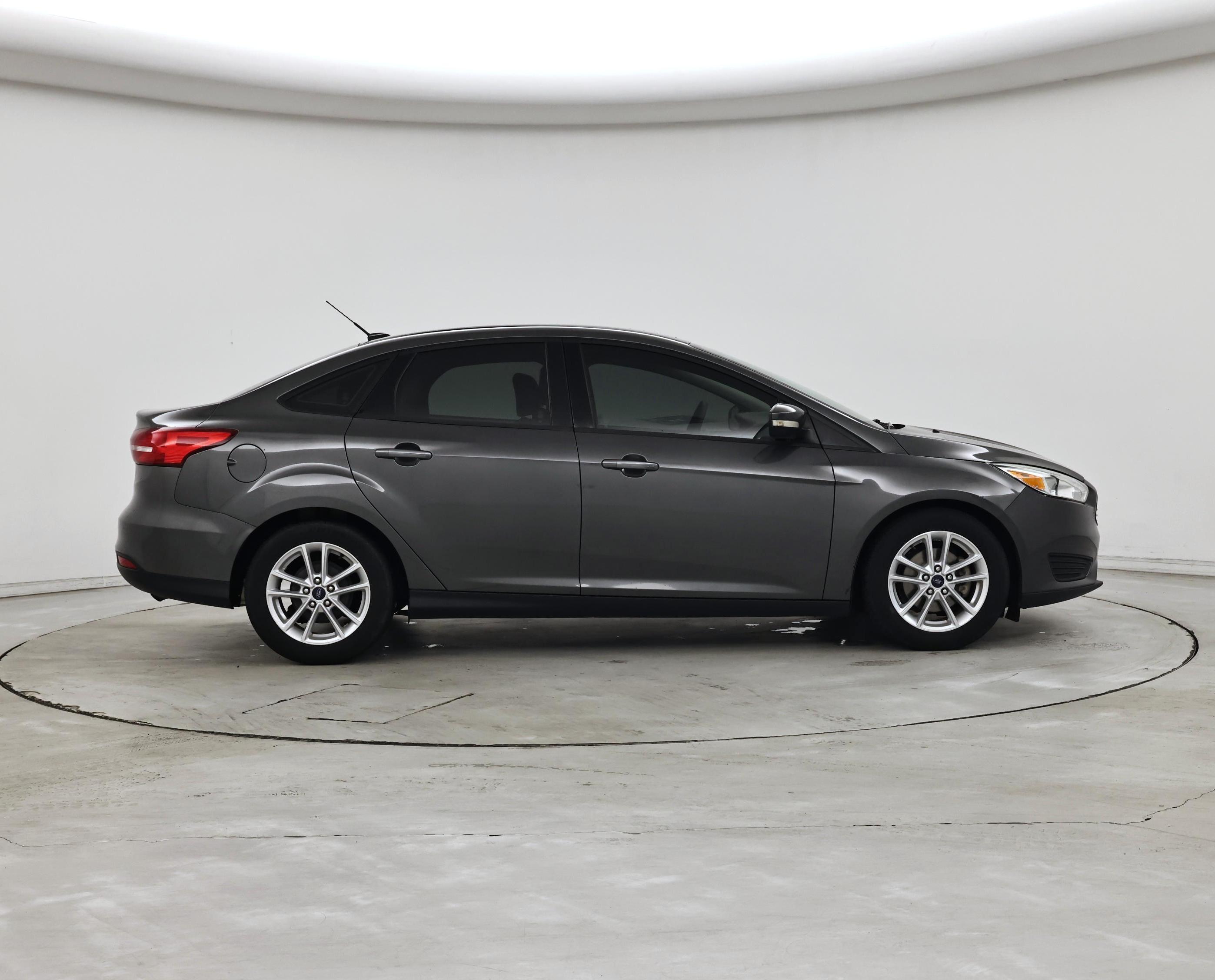 Thumbnail: 2017 Ford Focus - 7