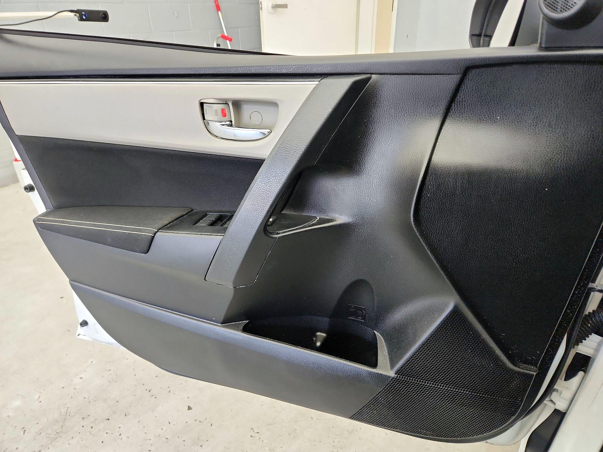 Thumbnail: 2019 Toyota Corolla - 12