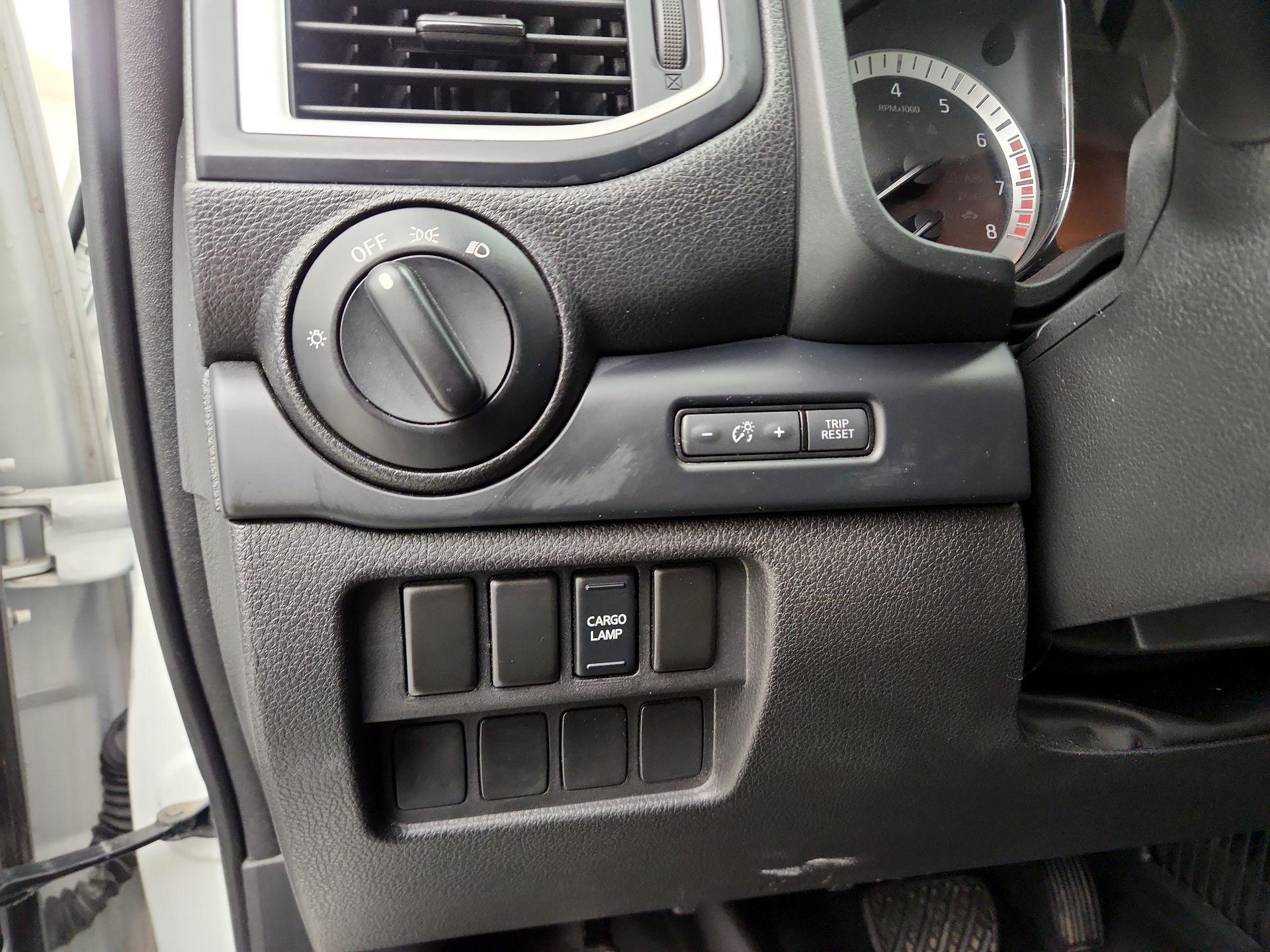Thumbnail: 2019 Nissan Titan - 13