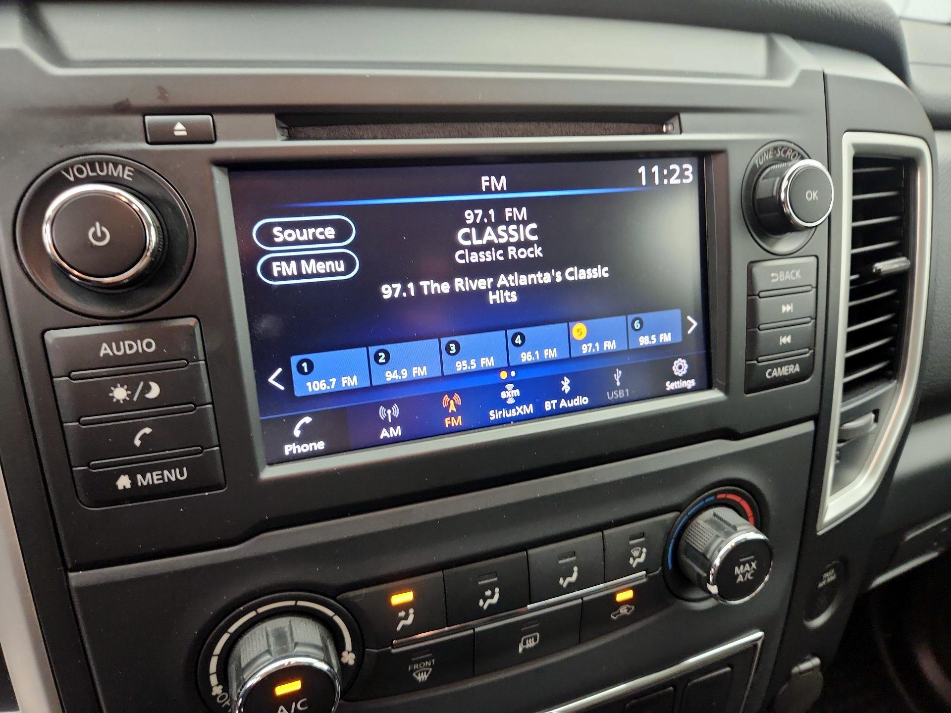 Thumbnail: 2019 Nissan Titan - 15