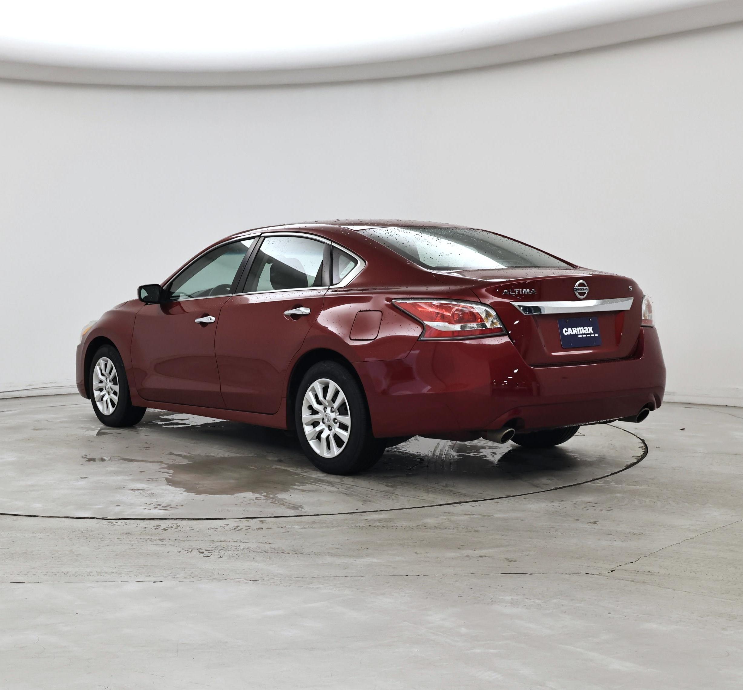 Thumbnail: 2015 Nissan Altima - 2