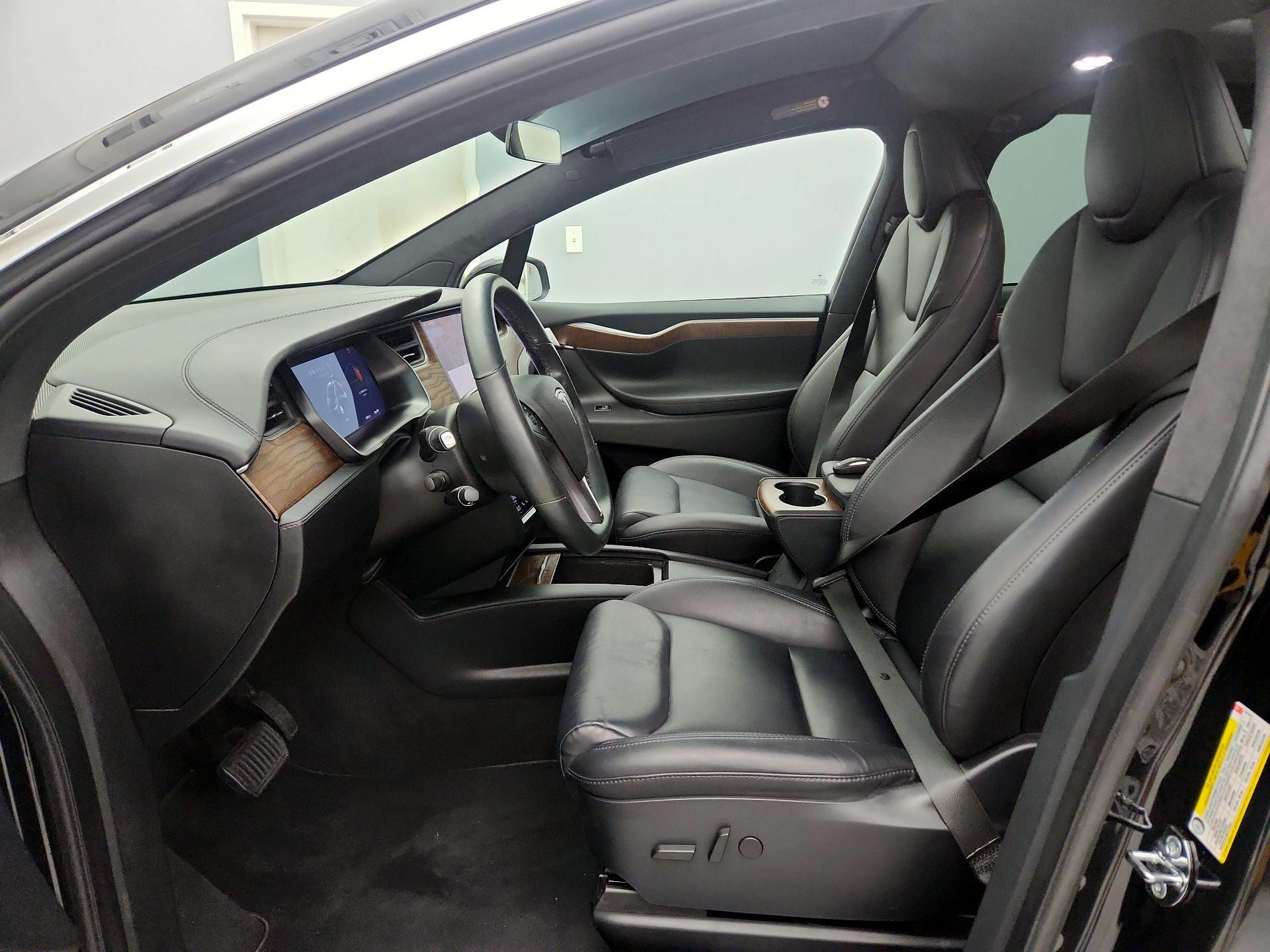 Thumbnail: 2020 Tesla Model X - 11