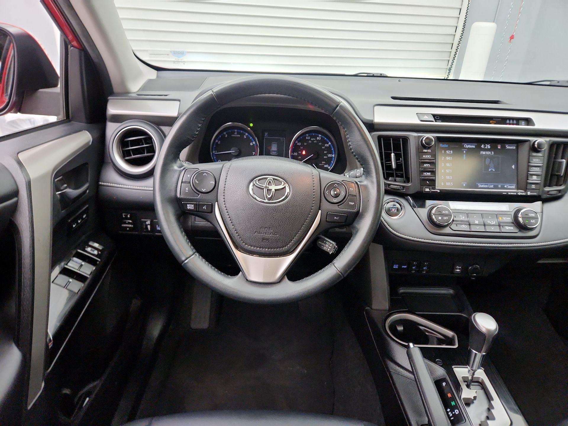 Thumbnail: 2017 Toyota RAV4 - 10