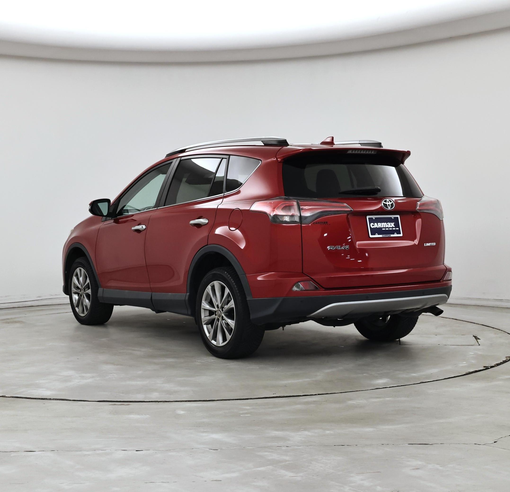 Thumbnail: 2017 Toyota RAV4 - 2