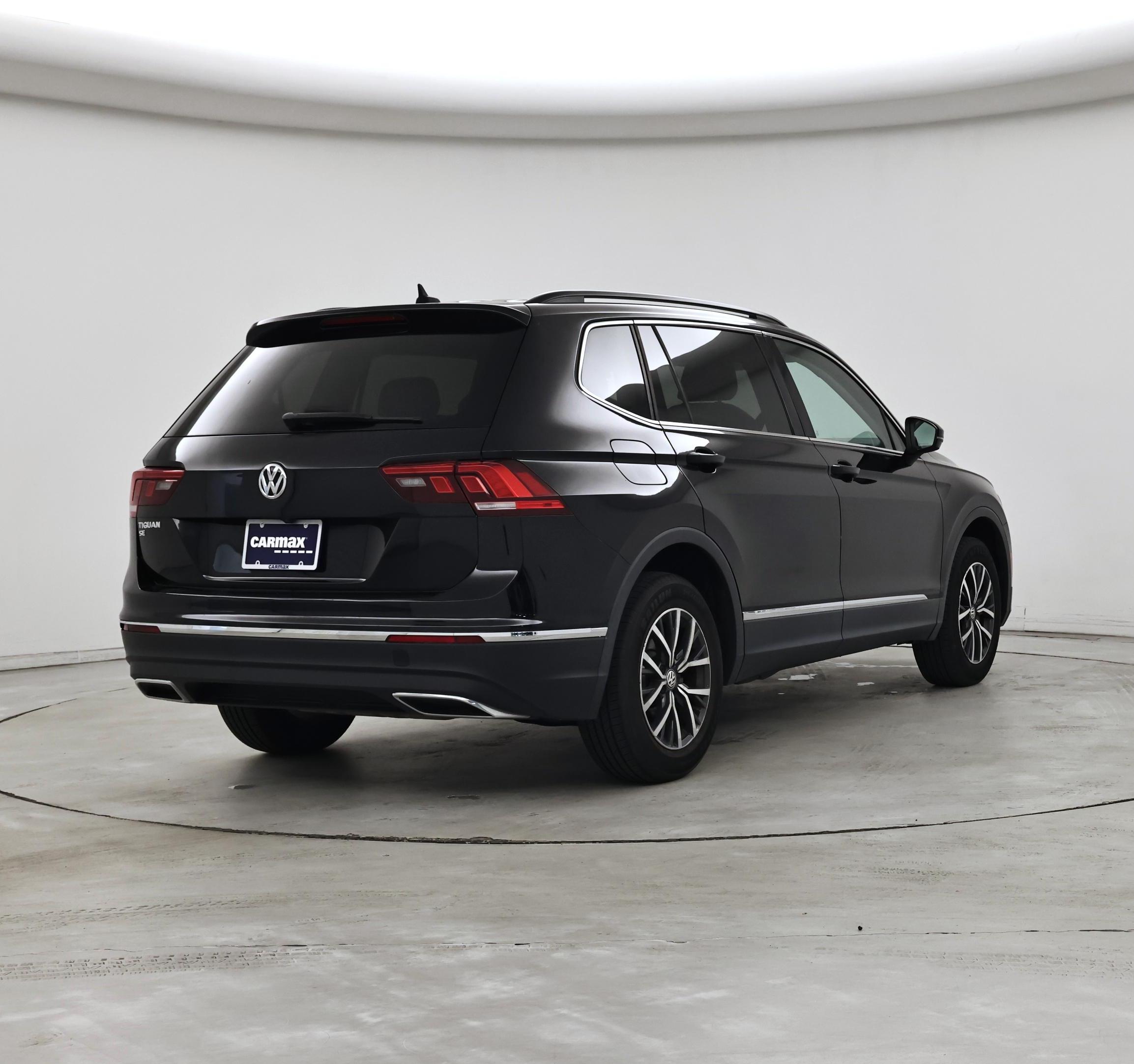Thumbnail: 2020 Volkswagen Tiguan - 8