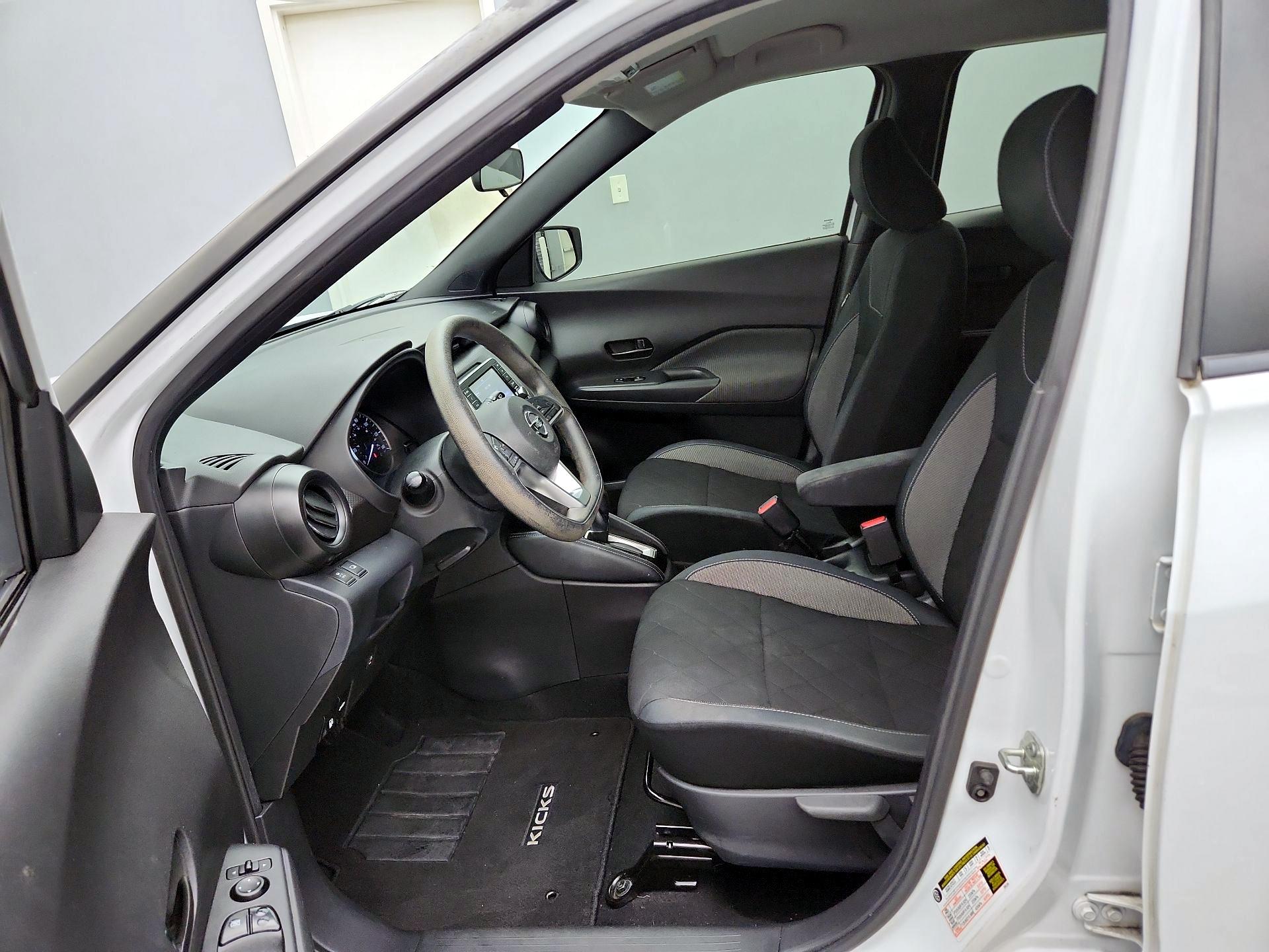 Thumbnail: 2019 Nissan Kicks - 11