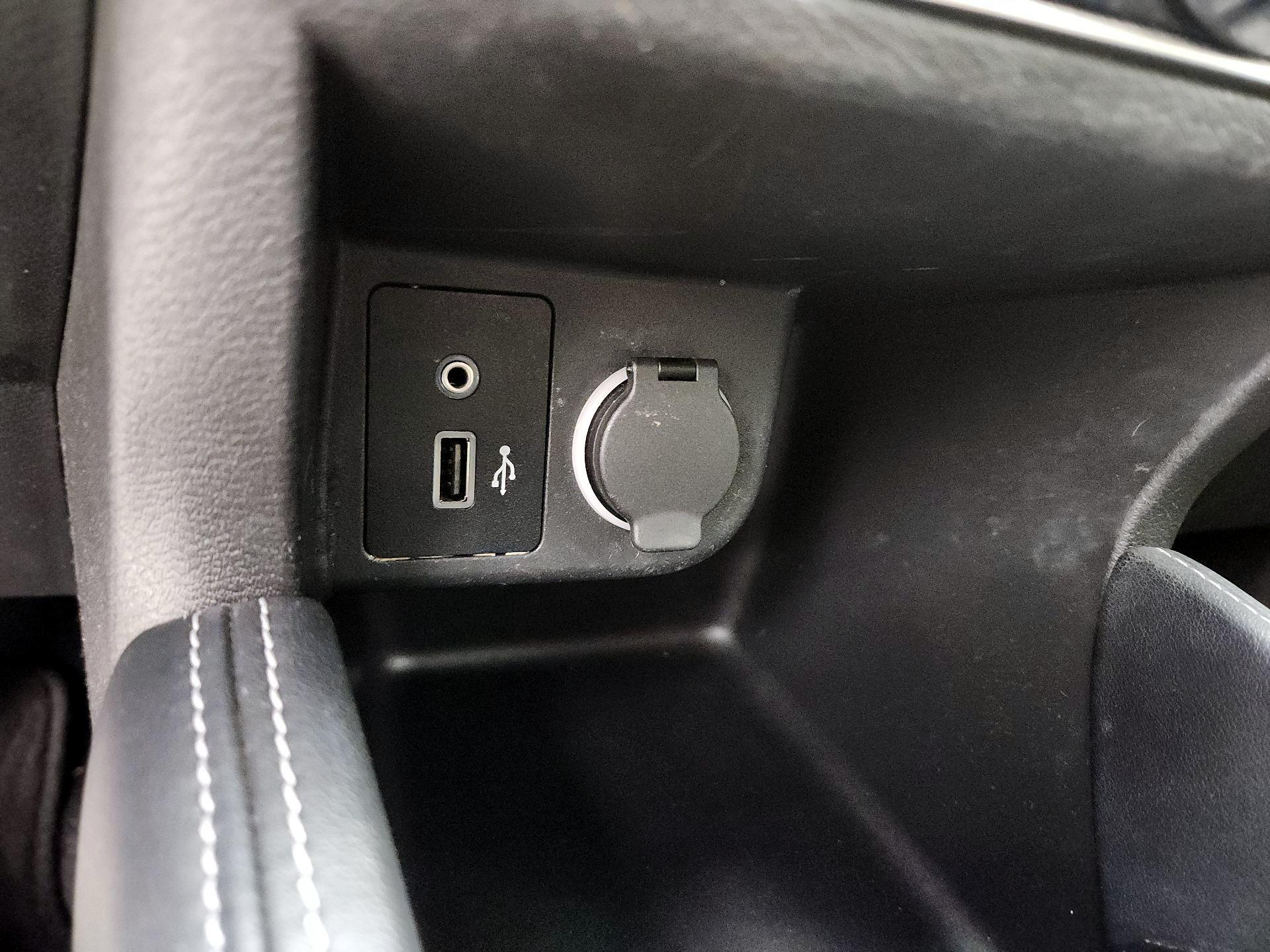 Thumbnail: 2019 Nissan Kicks - 18