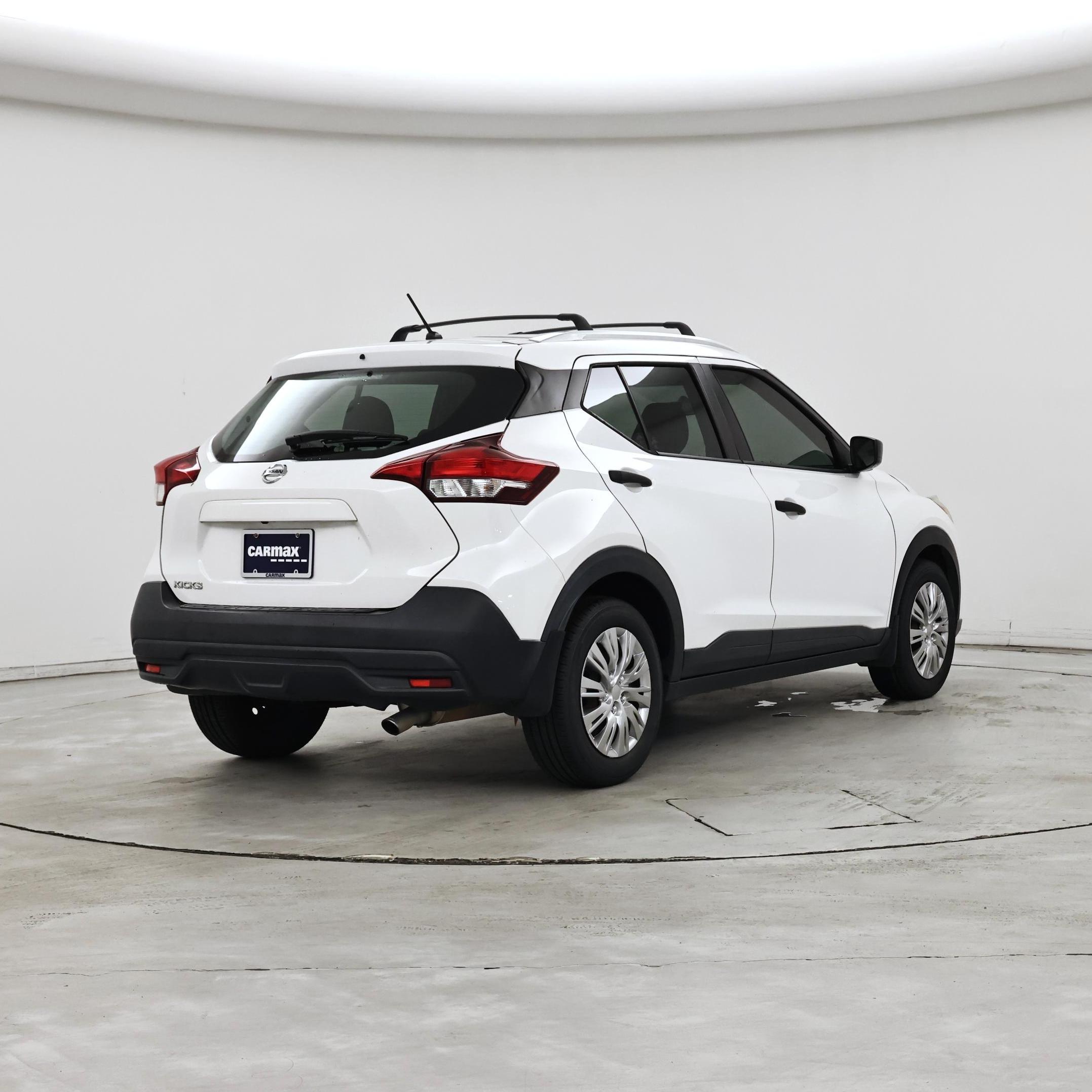 Thumbnail: 2019 Nissan Kicks - 8