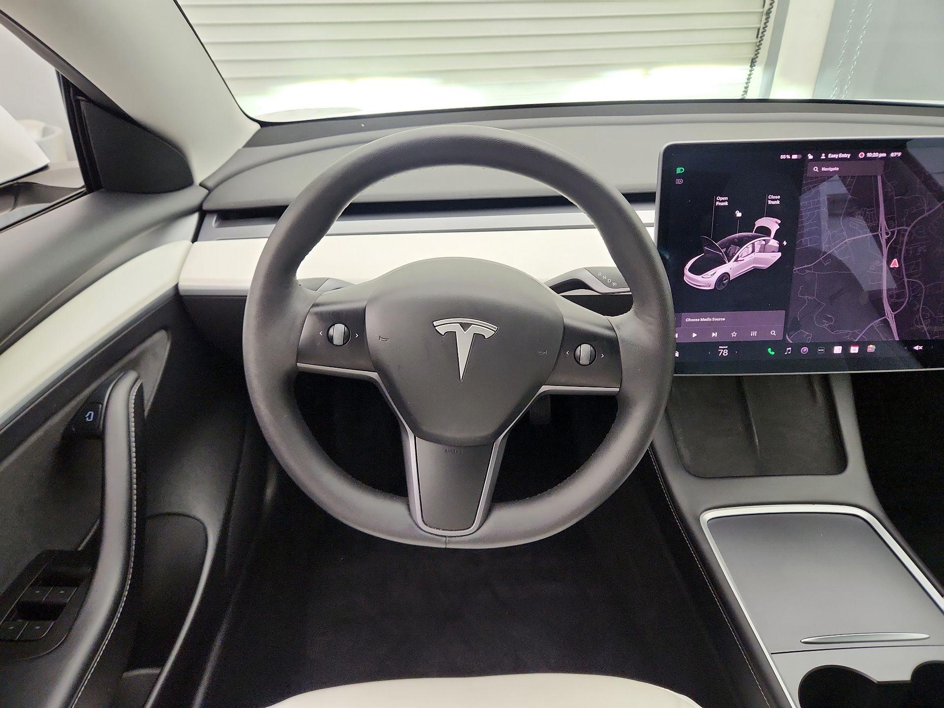 Thumbnail: 2021 Tesla Model 3 - 10