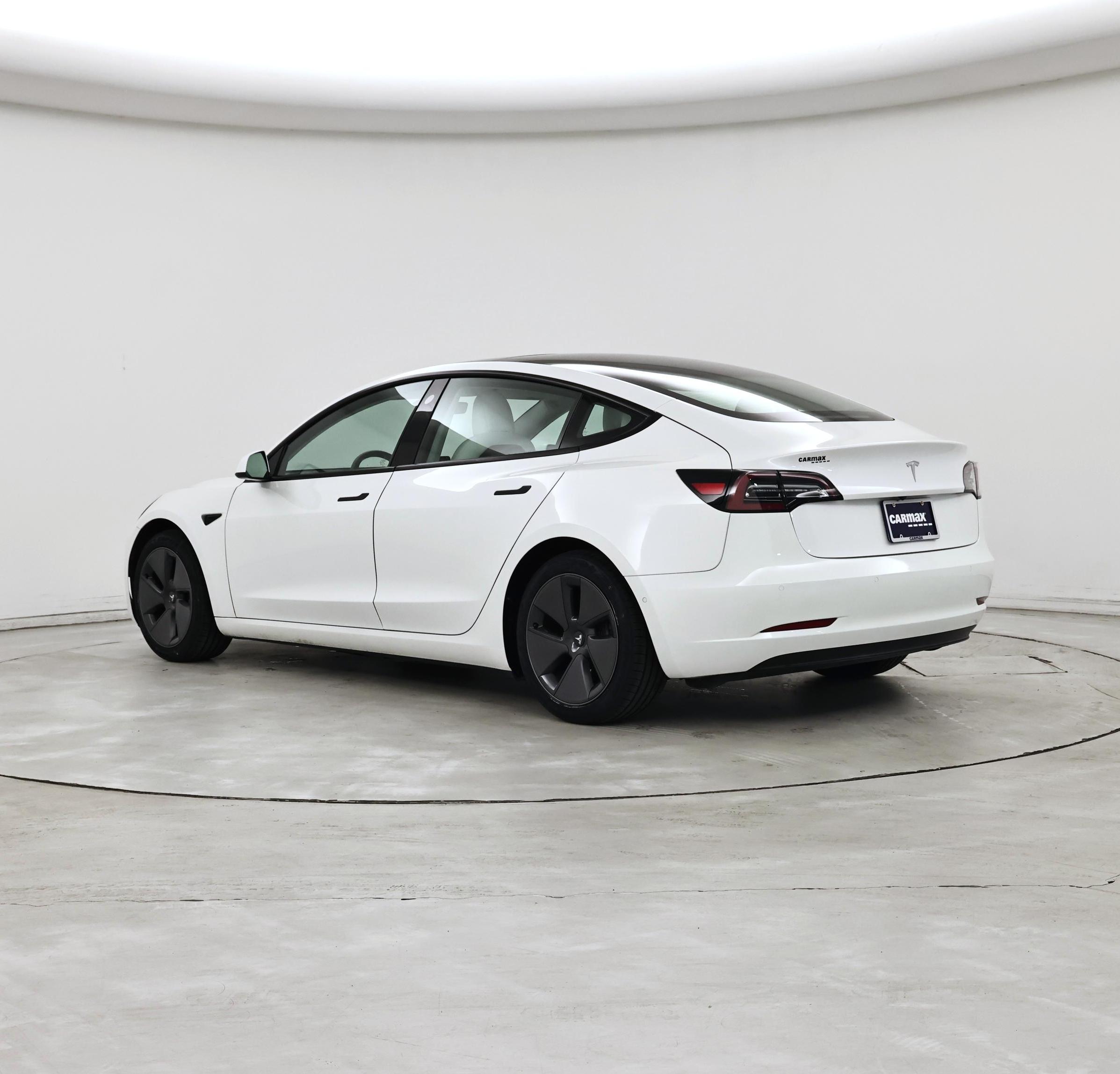 Thumbnail: 2021 Tesla Model 3 - 2