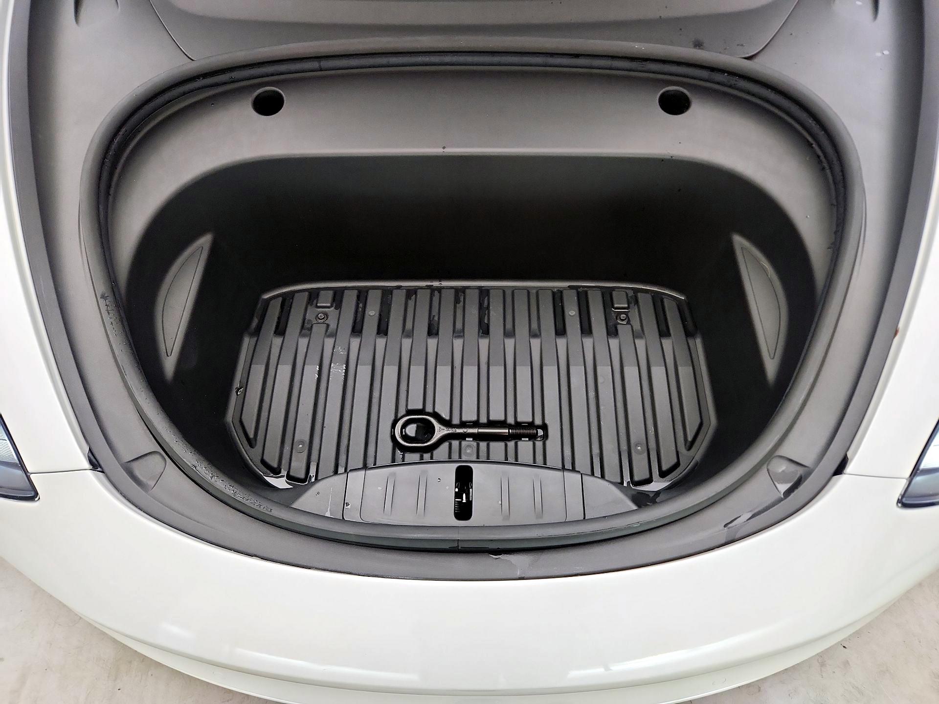 Thumbnail: 2021 Tesla Model 3 - 20