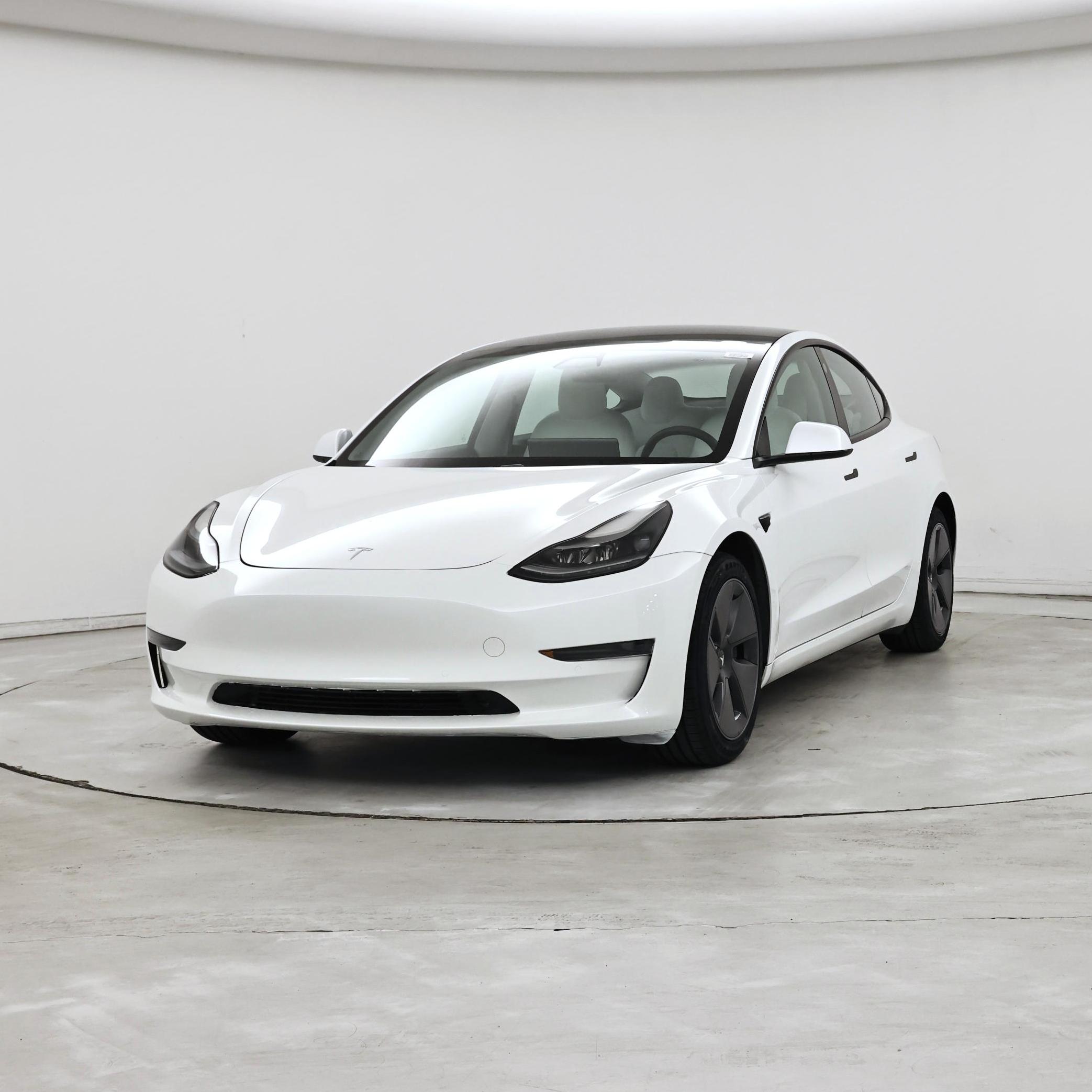 Thumbnail: 2021 Tesla Model 3 - 4