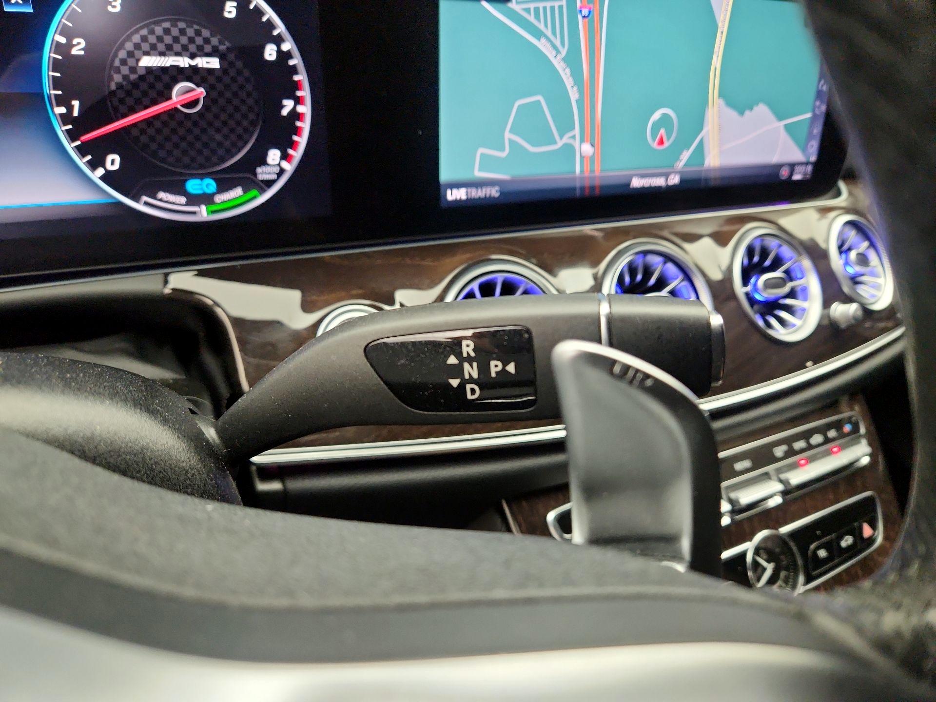 Thumbnail: 2020 Mercedes-Benz E-Class - 18