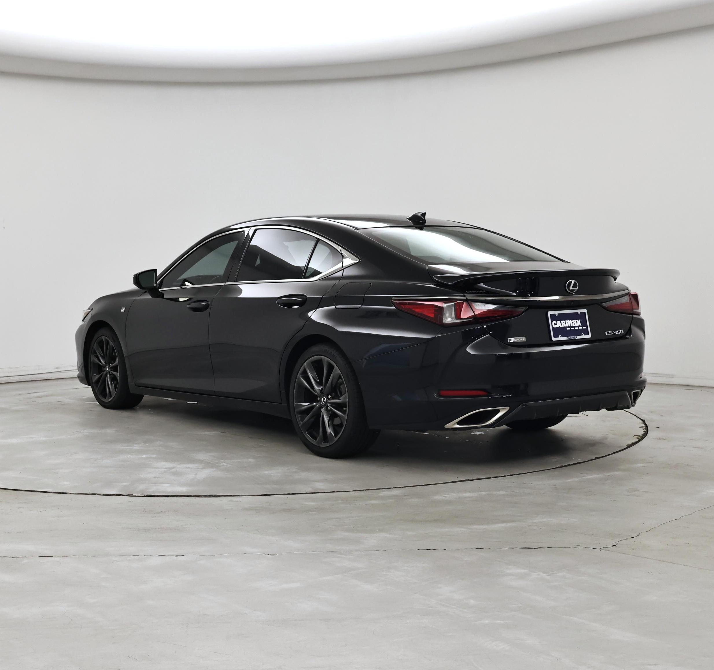 Thumbnail: 2019 Lexus ES - 2