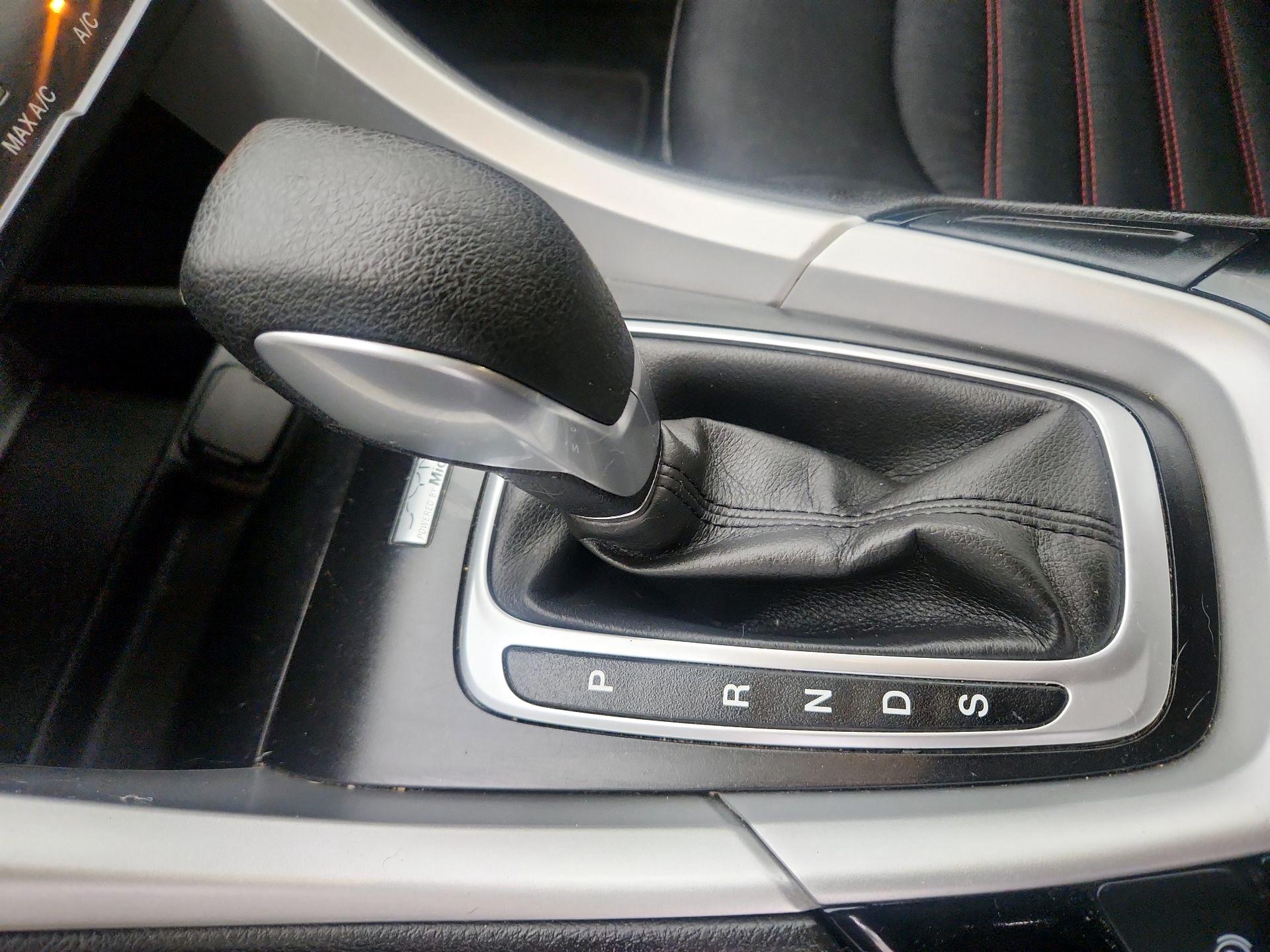 Thumbnail: 2014 Ford Fusion - 16