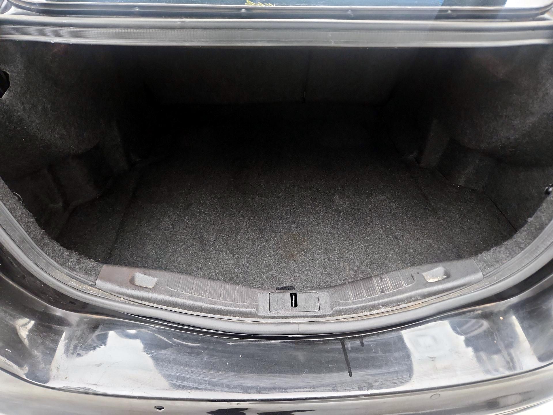 Thumbnail: 2014 Ford Fusion - 19