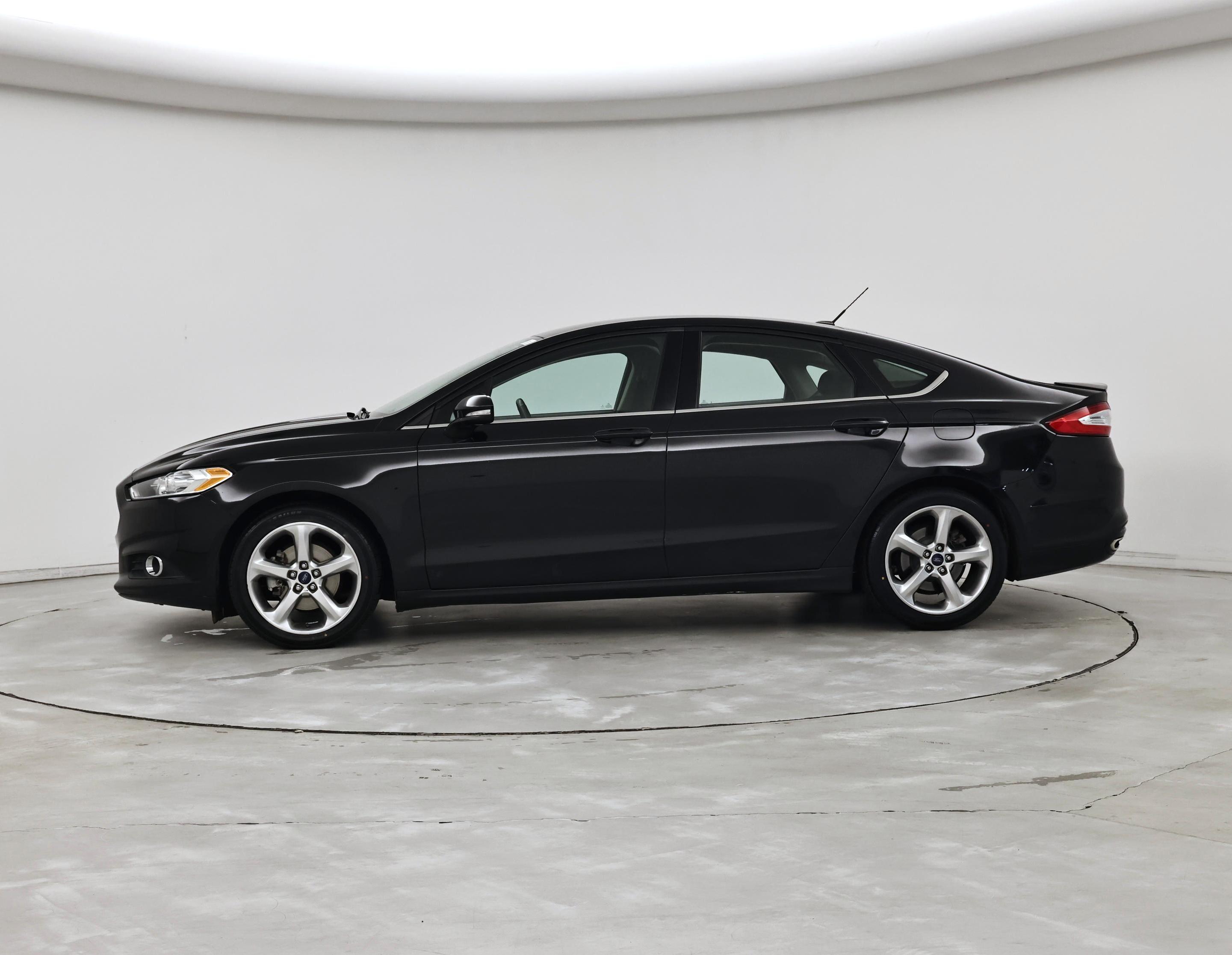 Thumbnail: 2014 Ford Fusion - 3