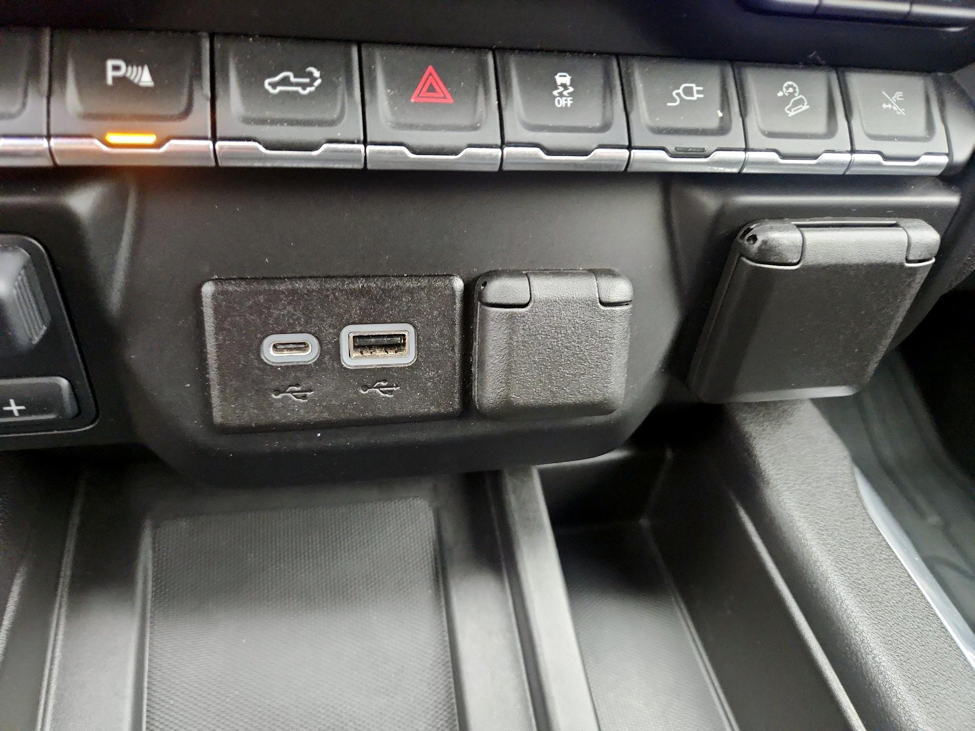 Thumbnail: 2022 GMC Sierra 1500 - 18