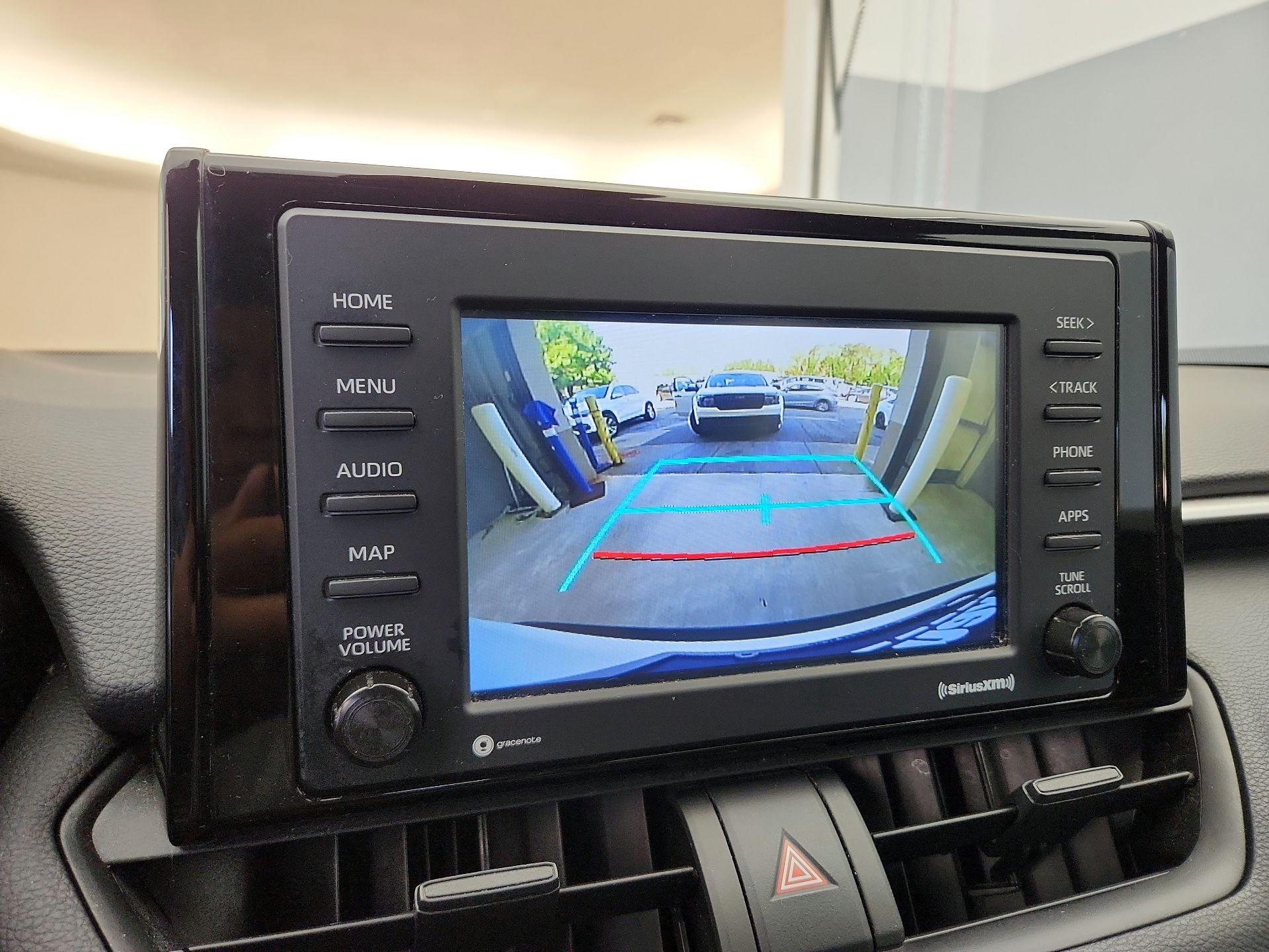 Thumbnail: 2022 Toyota RAV4 - 14