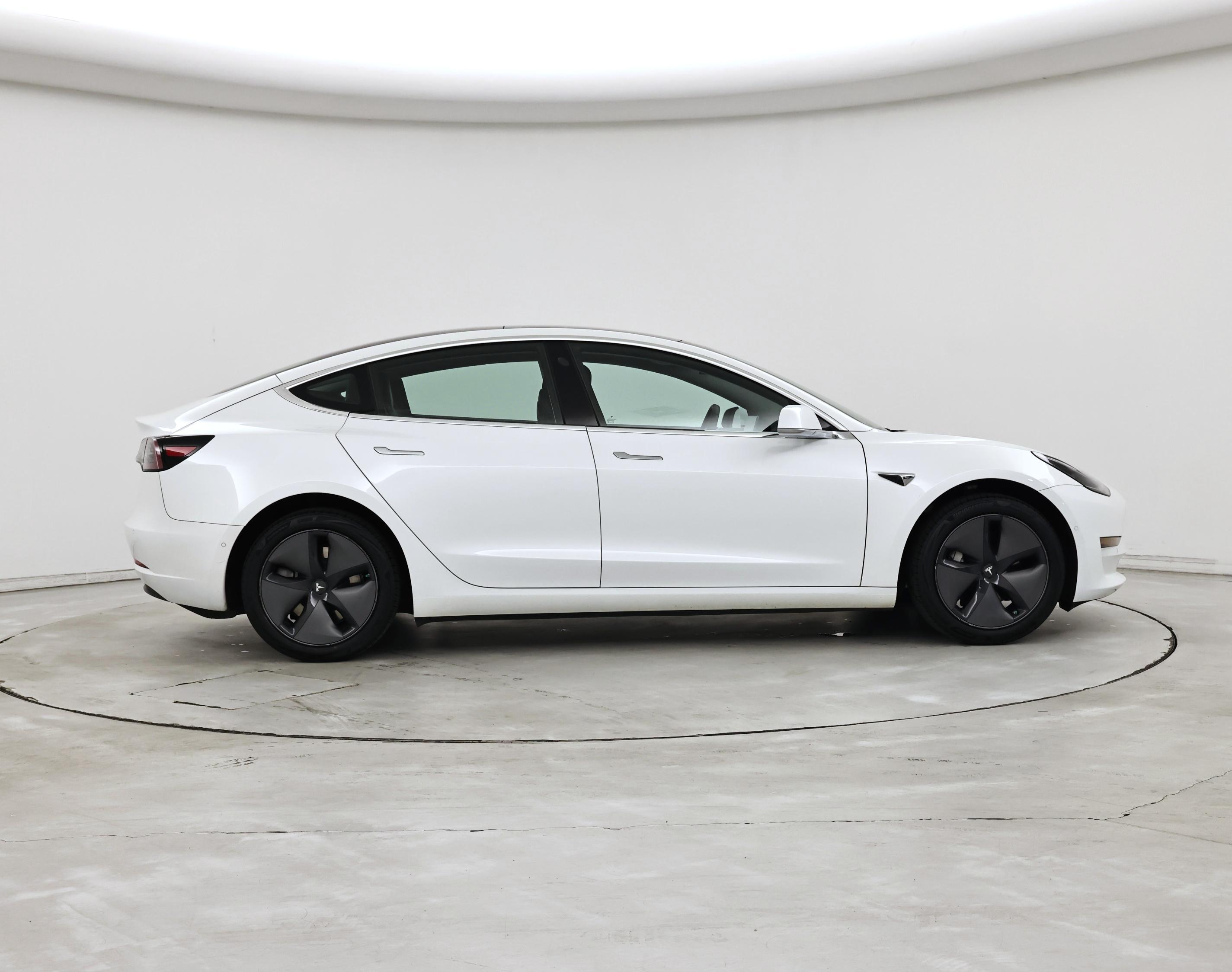 Thumbnail: 2020 Tesla Model 3 - 7
