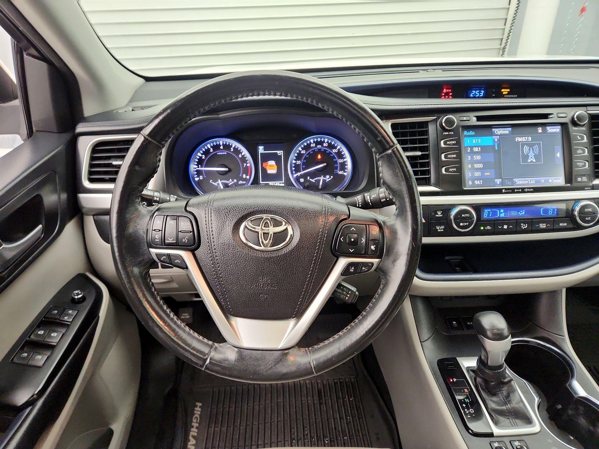 Thumbnail: 2018 Toyota Highlander - 10
