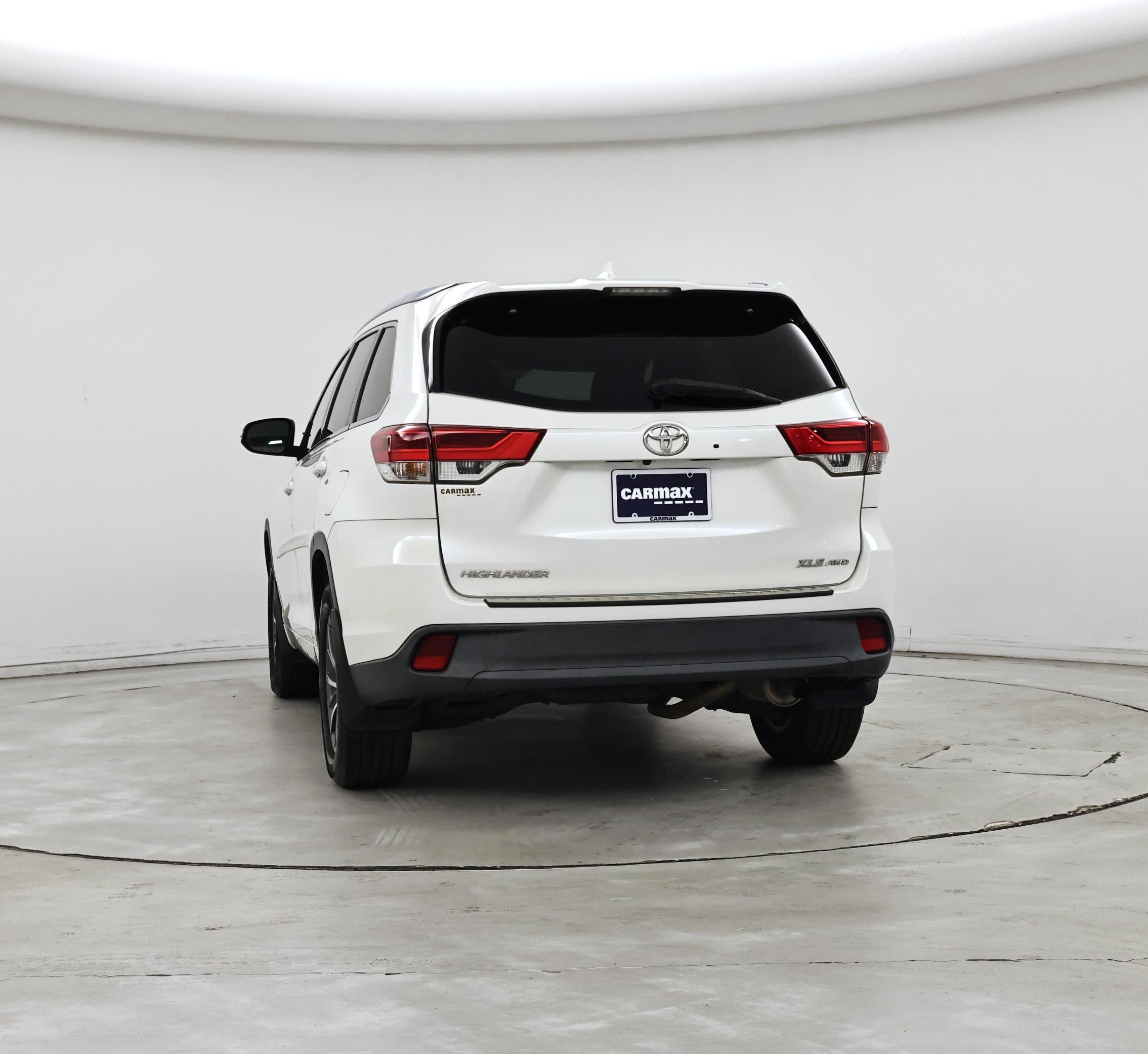 Thumbnail: 2018 Toyota Highlander - 6