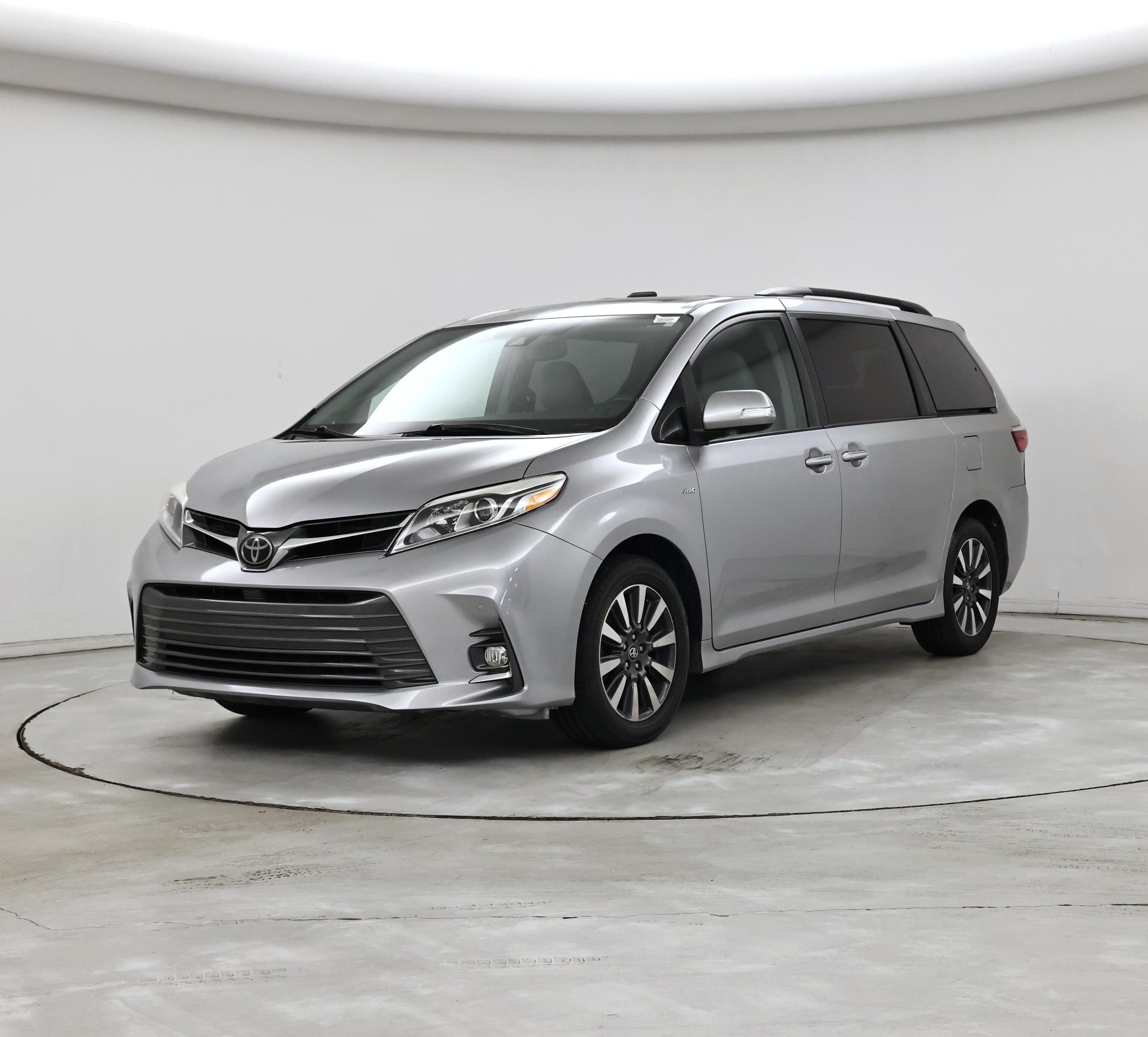 Thumbnail: 2018 Toyota Sienna - 4