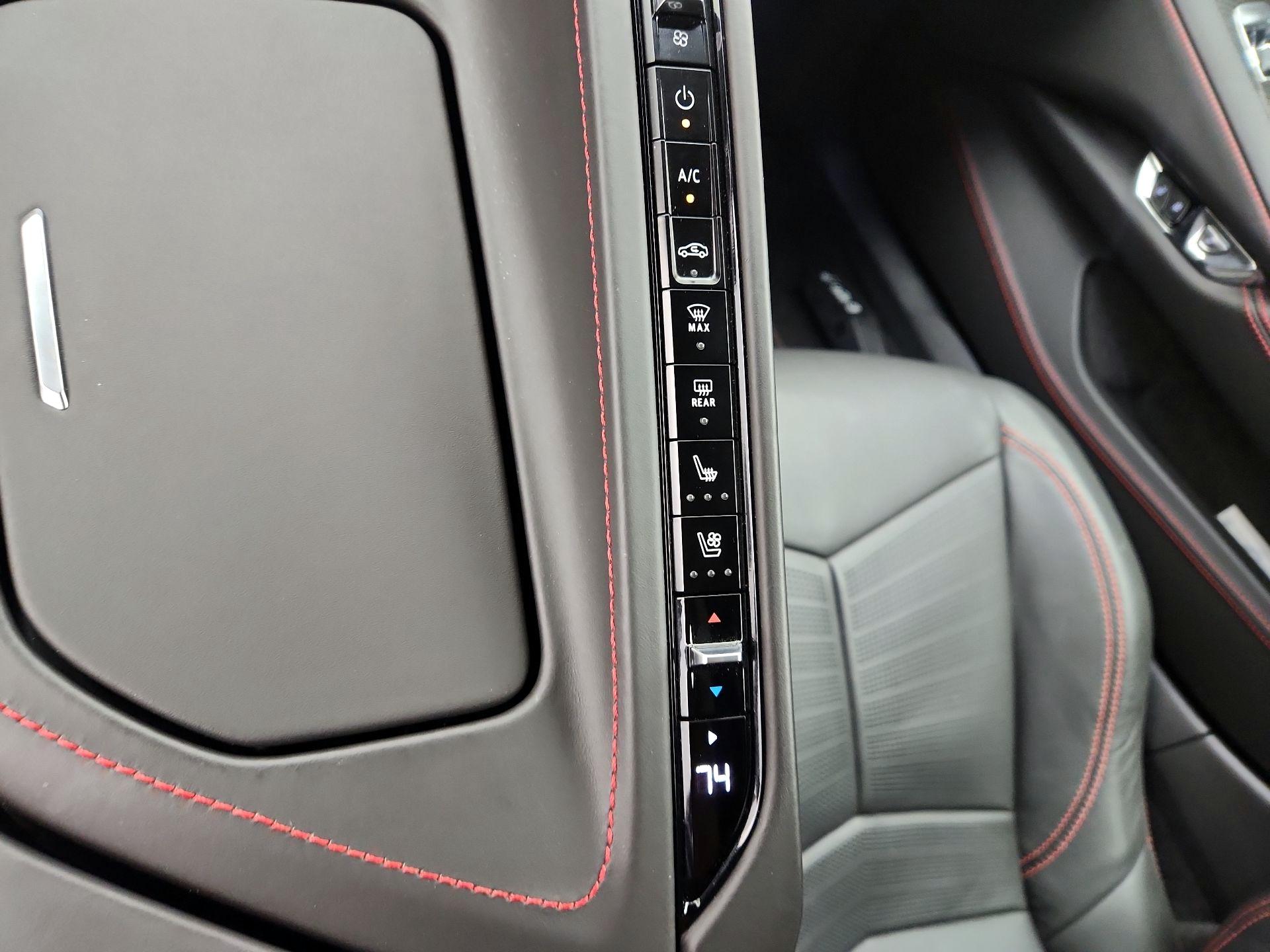 Thumbnail: 2020 Chevrolet Corvette - 17