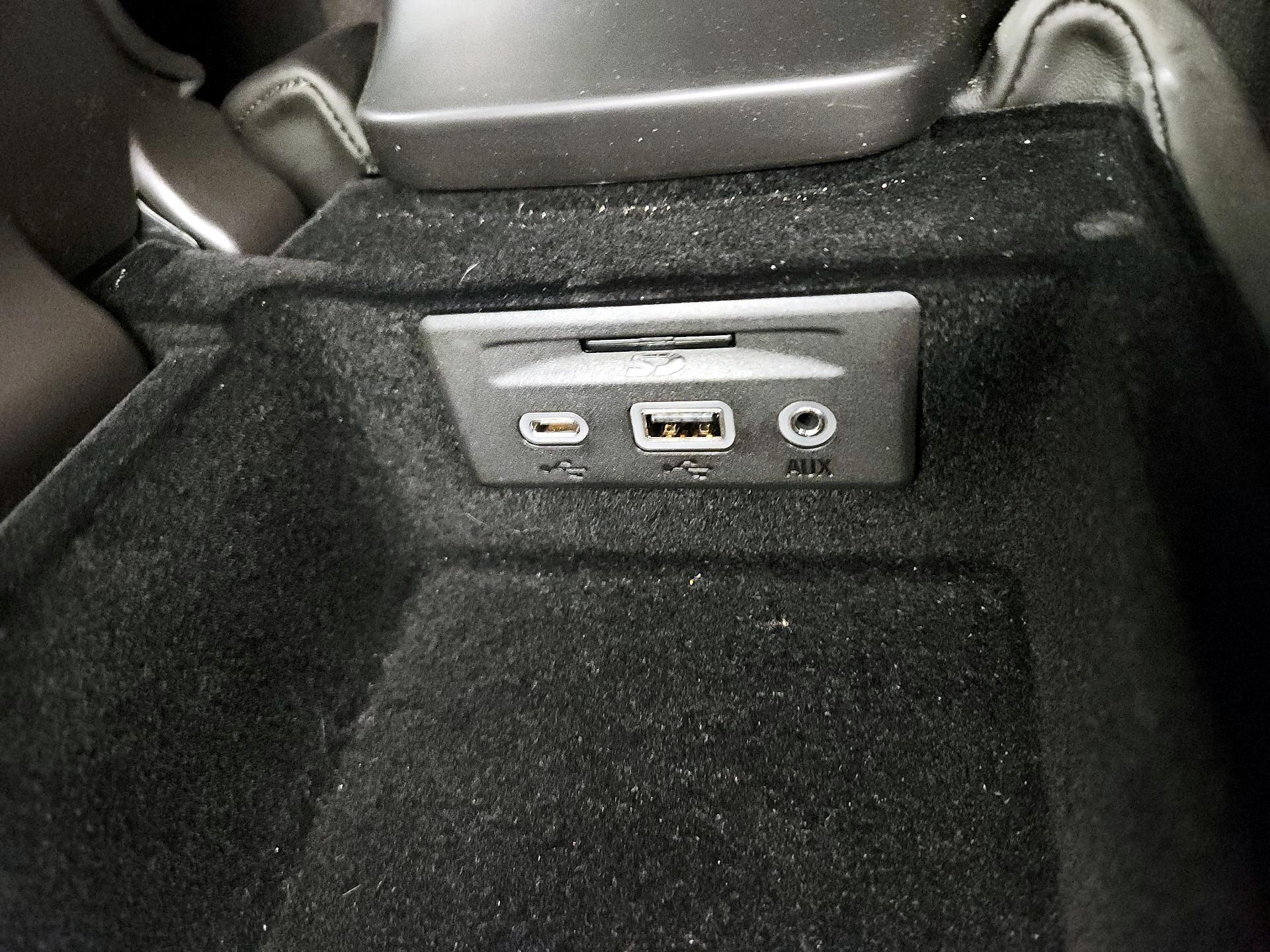 Thumbnail: 2020 Chevrolet Corvette - 19